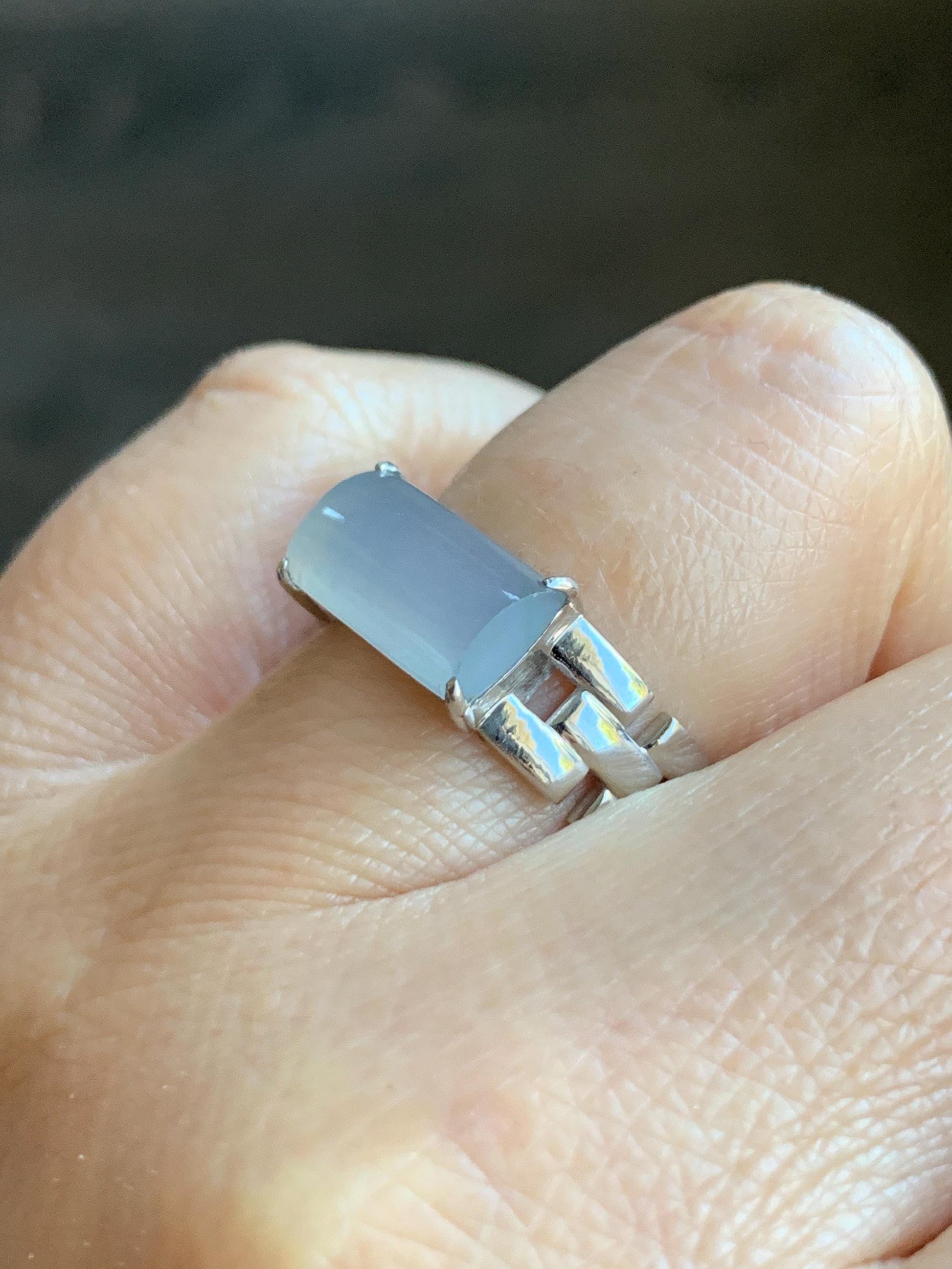 Certified Natural Grade A Icy Premium White Jadeite Saddle Cabochon Buckle Link Band Ring Size 7.25 US 4.37g 天然A货冰淡紫底起光翡翠马鞍手表链戒指 7387