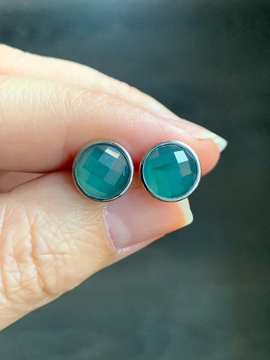 Natural Guatemalan Icy Translucent Teal Blue Jadeite Faceted Round Cabochon Stud Earrings S925 Sterling Silver 天然冰危蓝翡翠切割面银镶耳钉