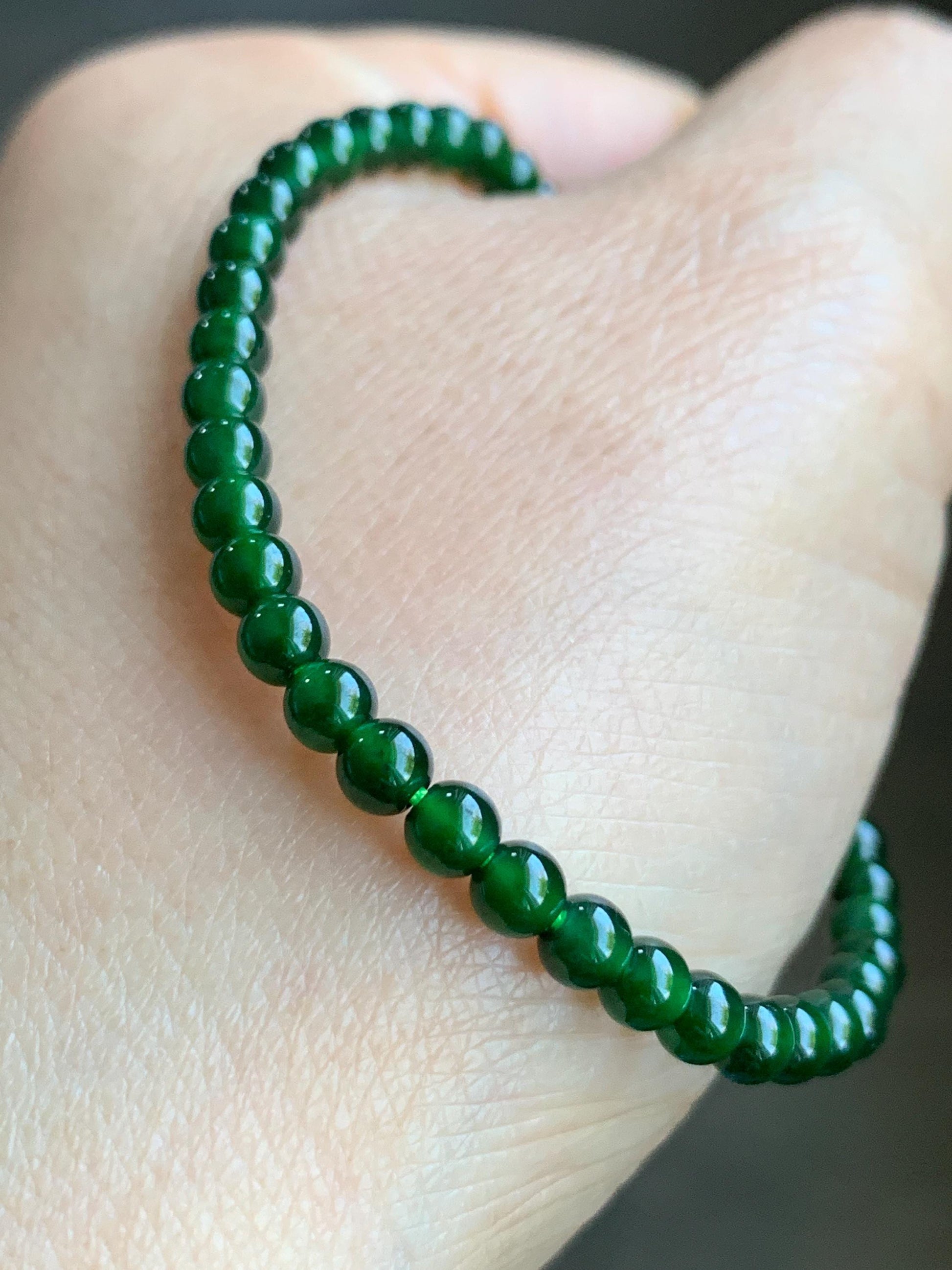 Natural Guatemalan Icy Highly Translucent Rich Green Jadeite Small Round Beads Beaded Bracelet 6.75” 3.9mm 8-9g 天然高冰危绿翡翠小卡圆珠手串 KSWL200