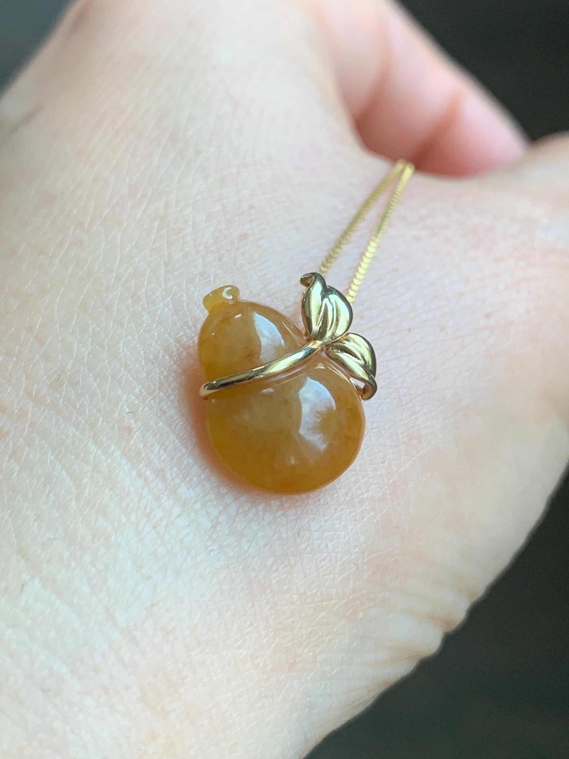 Certified Grade A Natural Icy Translucent Intense Yellow Jadeite Gourd Hulu Pendant 18K Yellow Gold 1.84g 天然冰浓黄翡葫芦镶嵌吊坠 4097