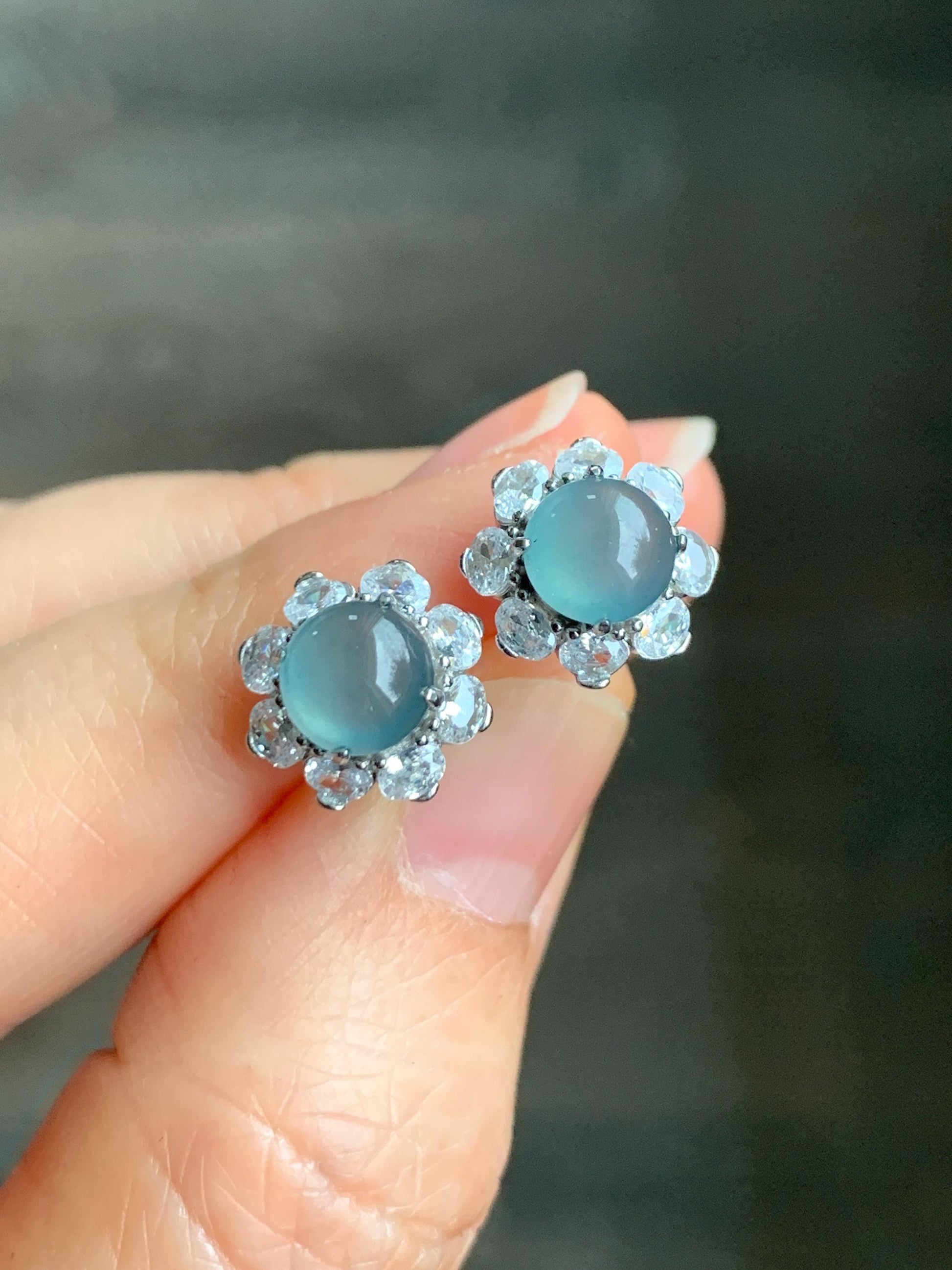Natural Guatemalan Grade A Icy Highly Translucent Light Teal Blue Jadeite Round Stud Earrings Sterling Silver 天然冰危淡蓝翡翠蛋面银镶耳钉 SLL100