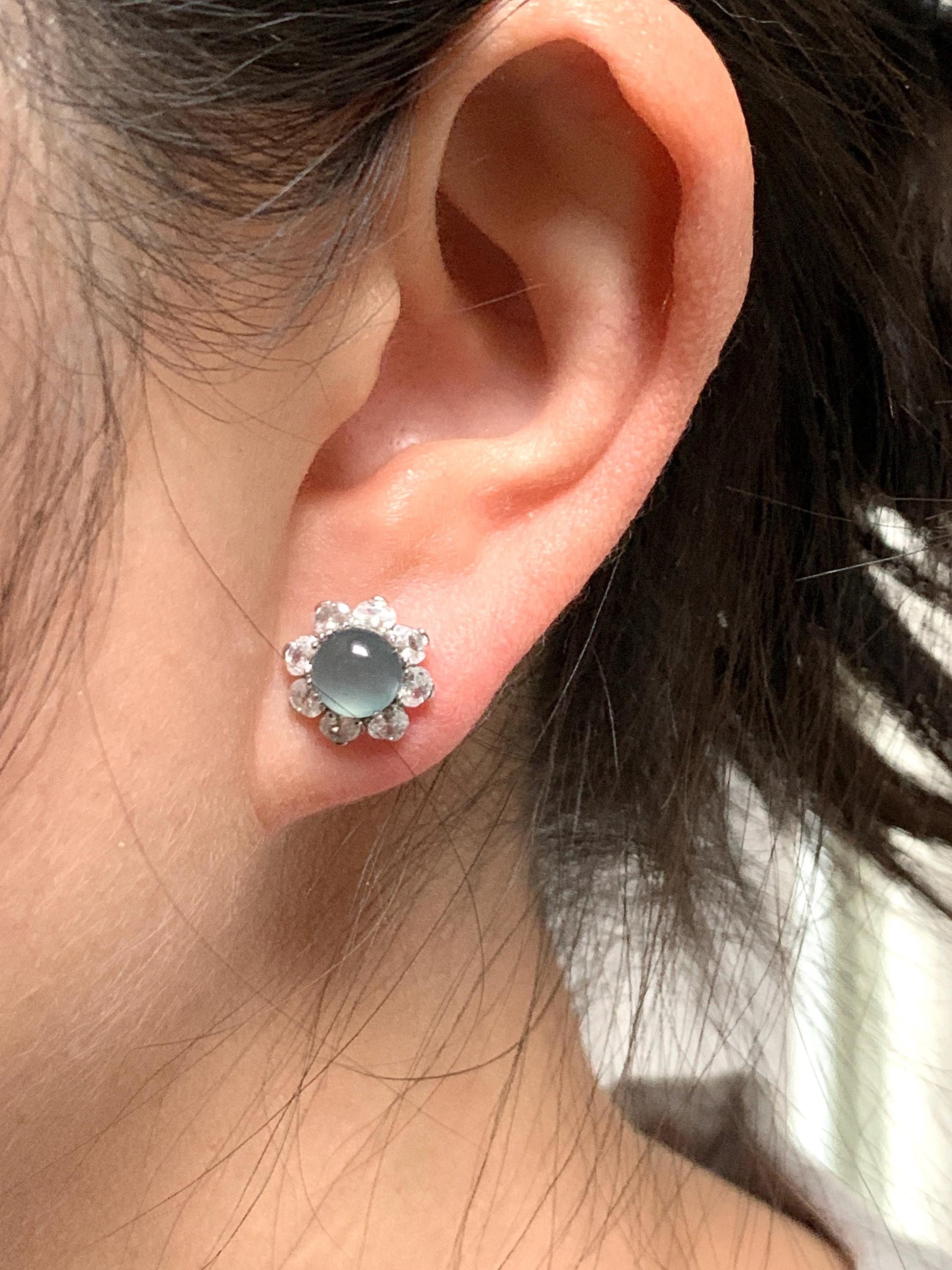 Natural Guatemalan Grade A Icy Highly Translucent Light Teal Blue Jadeite Round Stud Earrings Sterling Silver 天然冰危淡蓝翡翠蛋面银镶耳钉 SLL100