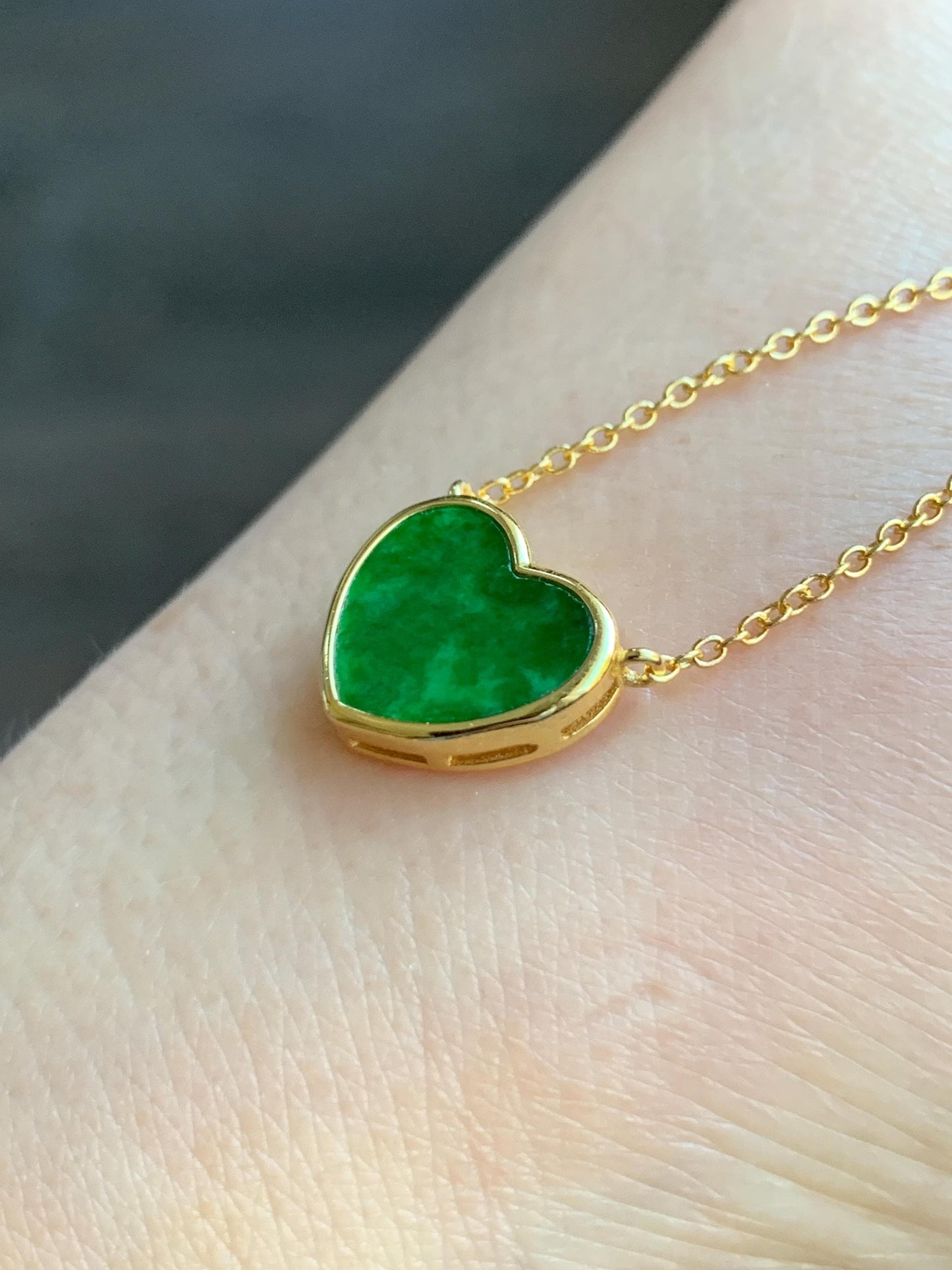 Certified Natural Grade A Translucent Vibrant Green Jadeite Heart Pendant Necklace Sterling Silver YG Overlay 天然花青爱心翡翠蛋面银镶锁骨链套链 1669
