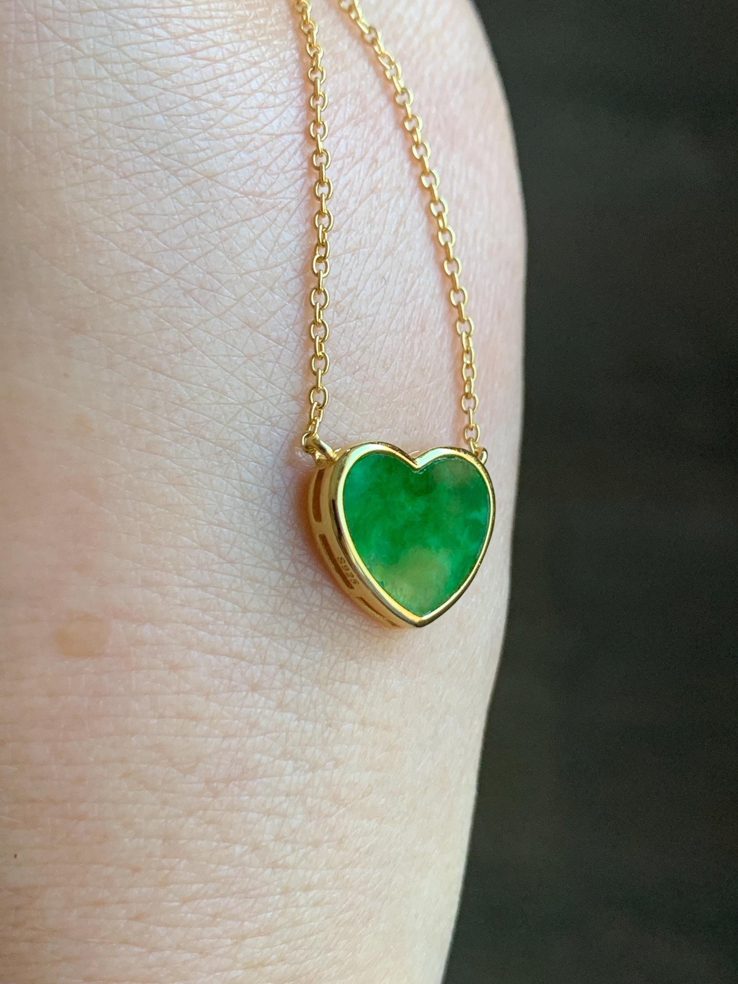 Certified Natural Grade A Translucent Vibrant Green Jadeite Heart Pendant Necklace Sterling Silver YG Overlay 天然花青爱心翡翠蛋面银镶锁骨链套链 1669