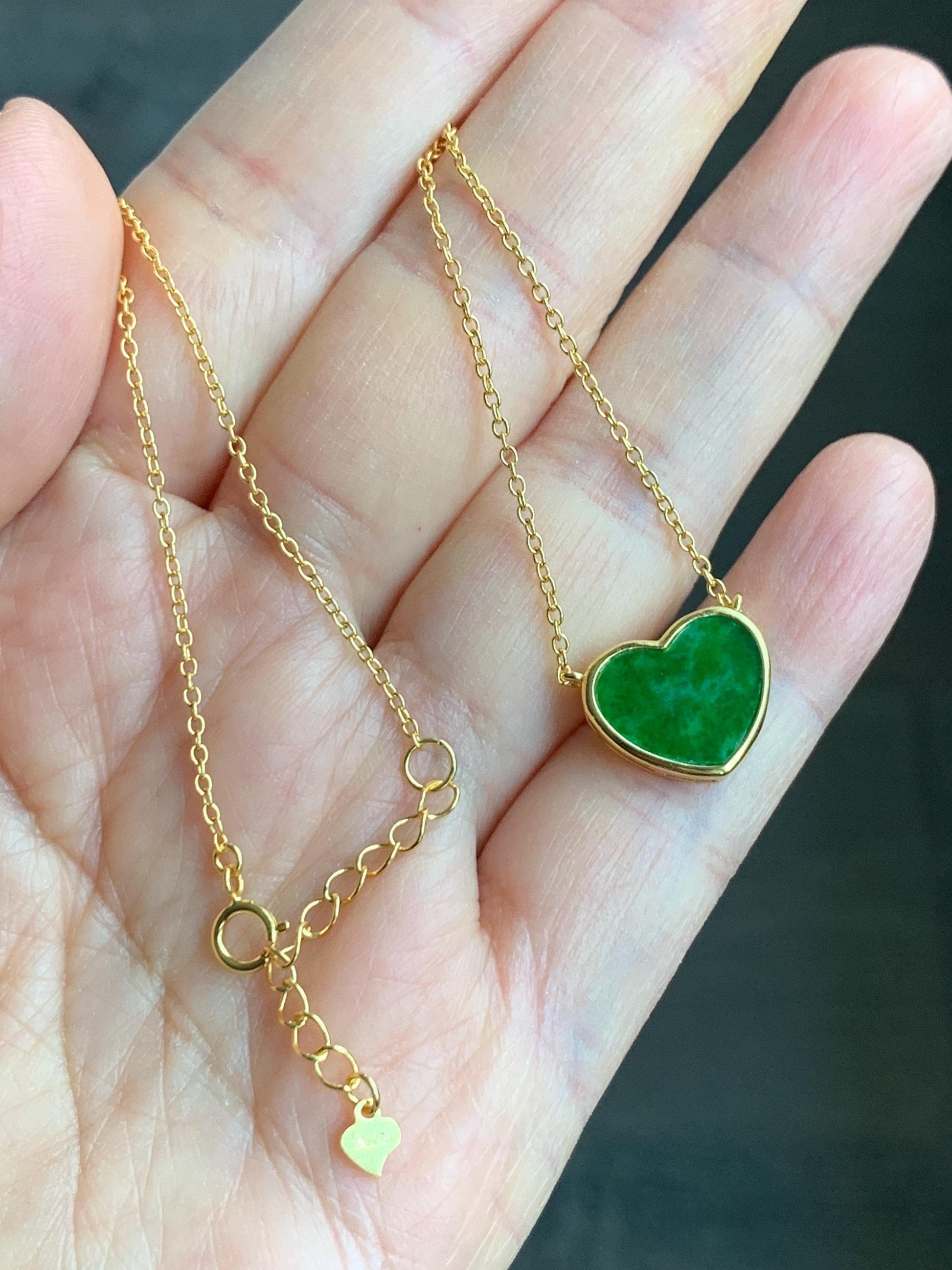 Certified Natural Grade A Translucent Vibrant Green Jadeite Heart Pendant Necklace Sterling Silver YG Overlay 天然花青爱心翡翠蛋面银镶锁骨链套链 1669