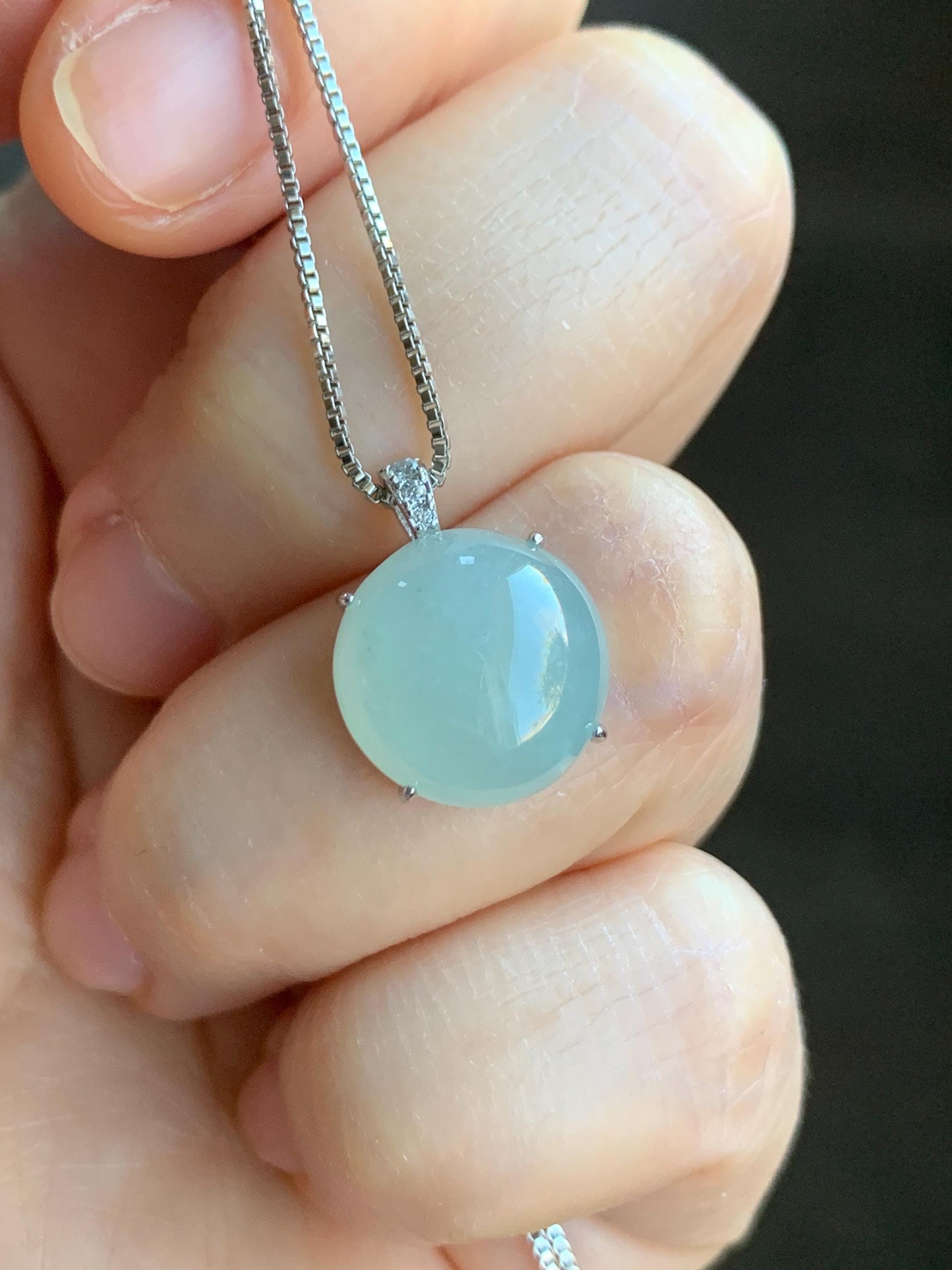 Natural Grade A Icy Translucent Pale Green Jadeite Round Cabochon Solitaire Pendant Sterling Silver 天然冰胶晴底翡翠源蛋面镶嵌吊坠 QDY68