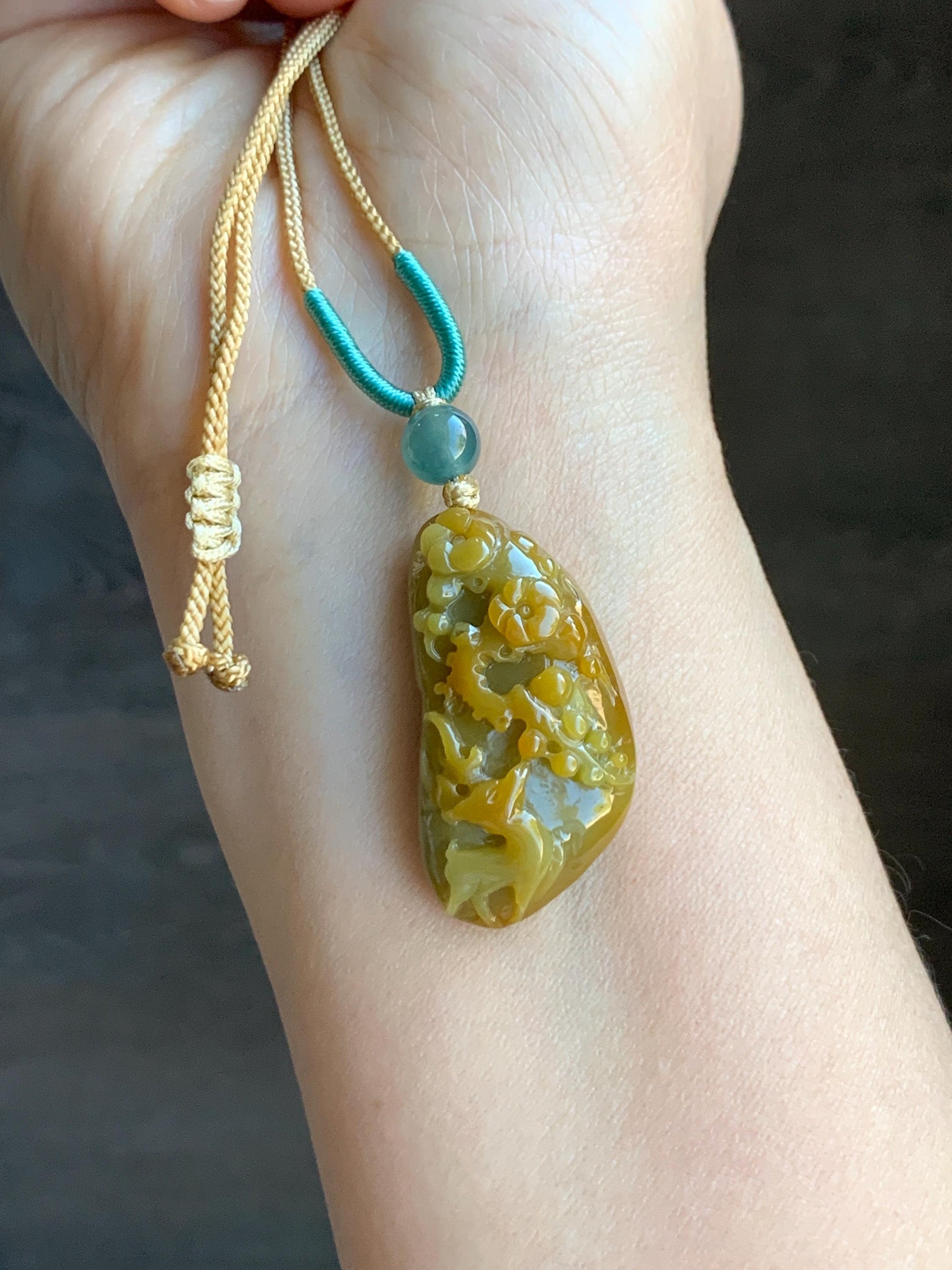 Natural Grade A Icy Translucent Rich Yellow Jadeite Deer Cherry Blossom Pendant Rope Necklace Adjustable 25” 12g 天然冰危油黄翡翠梅花鹿吊坠挂件