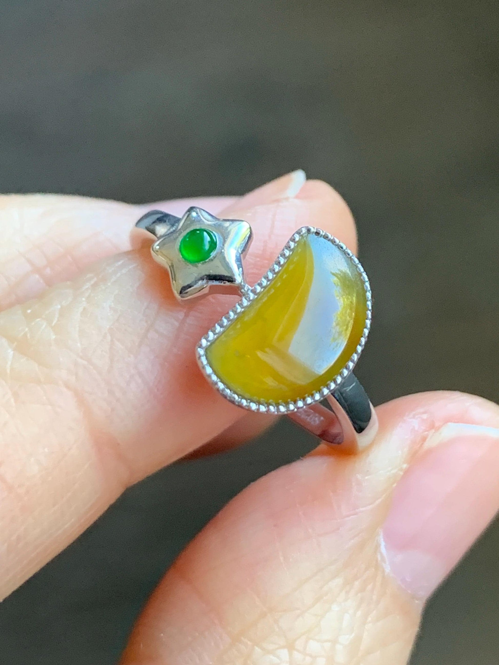 Certified Natural Grade A Icy Highly Translucent Yellow & Green Jadeite Moon Star Ring Sterling Silver size 7.25 US 天然冰黄危绿翡翠月亮星星镶嵌戒指 7407