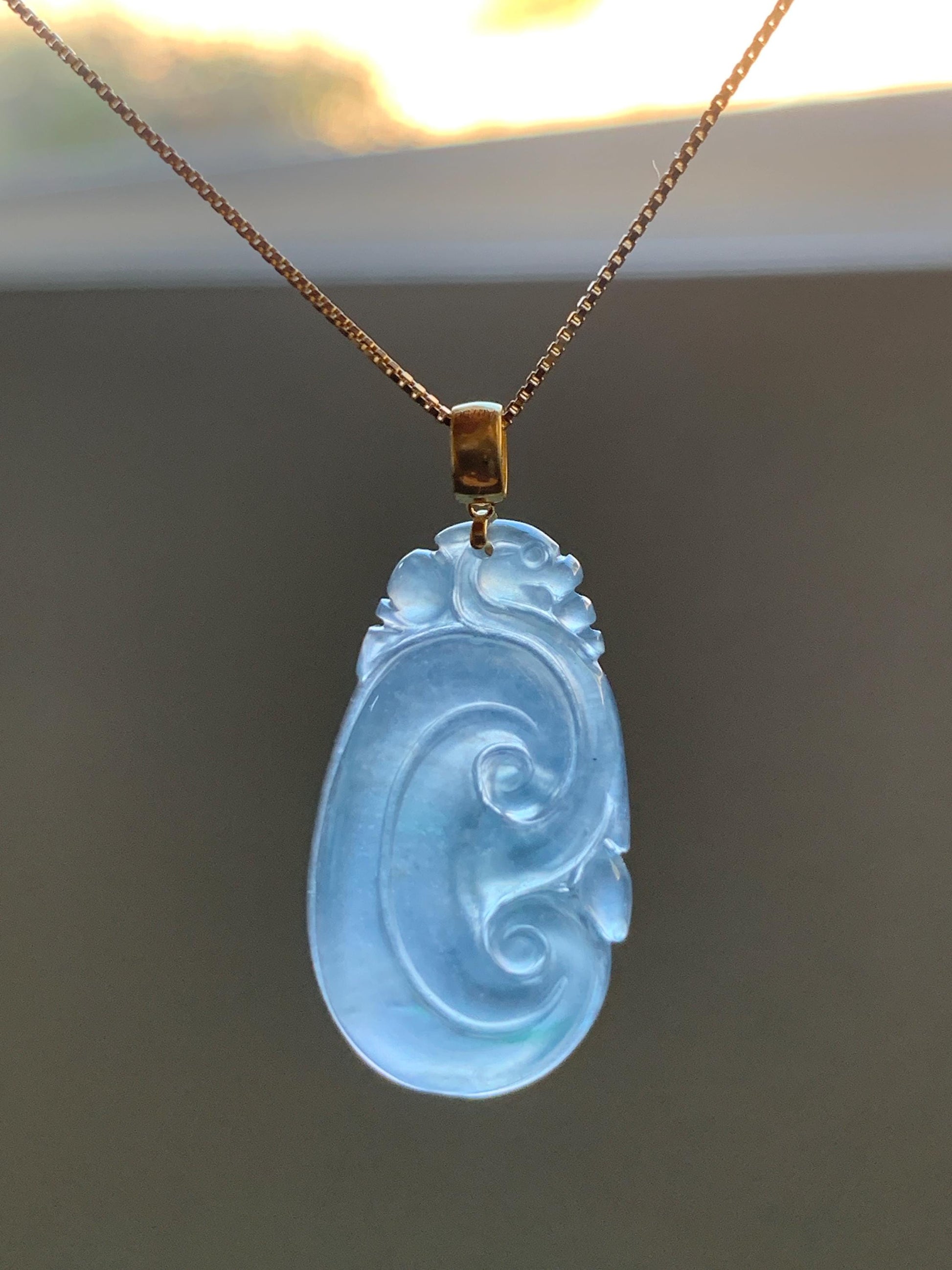 Natural Guatemalan Grade A Icy Highly Translucent Light Purplish Blue Jadeite Ruyi Pendant 18K Yellow Gold 天然老种冰危浅蓝紫起光翡翠如意镶嵌吊坠 D