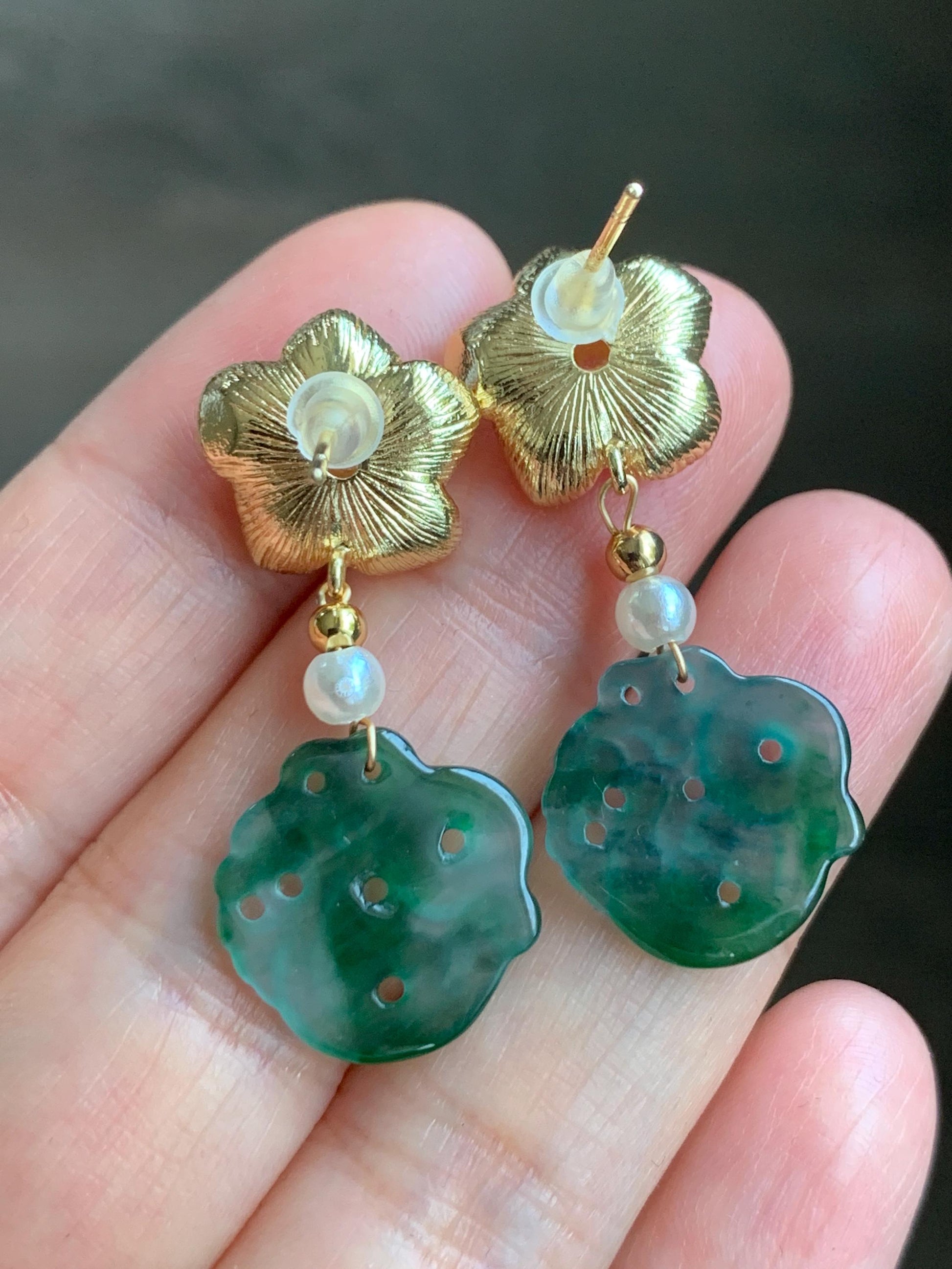 Natural Guatemalan Icy Highly Translucent Vibrant Green Marbled Jadeite Carved Dragon Bead Dangle Earrings 14K Gold Filled 天然冰危阳绿花翡翠龙雕耳坠耳环