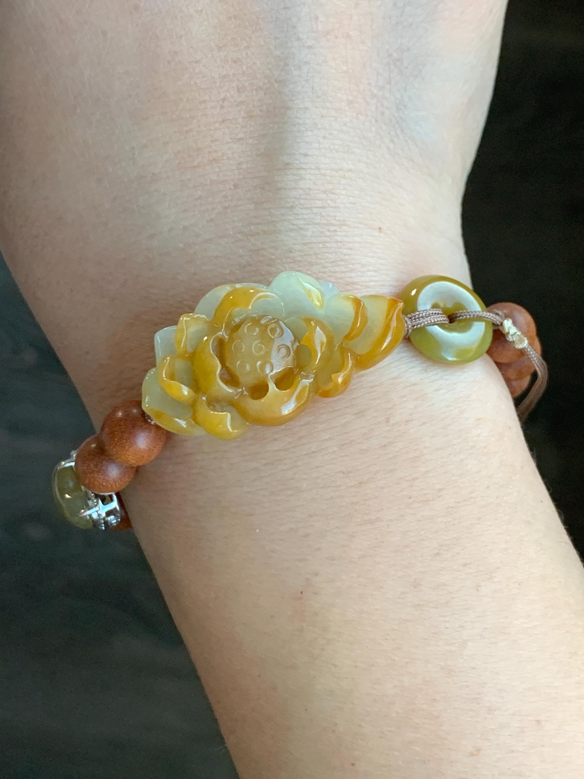Stunning Natural Icy Translucent Yellow Jadeite Carved 3D Lotus Flower Donut Heart Charm Wood Beads Beaded Bracelet 6.5” 16g 天然起胶冰黄翡翠莲花木珠手串