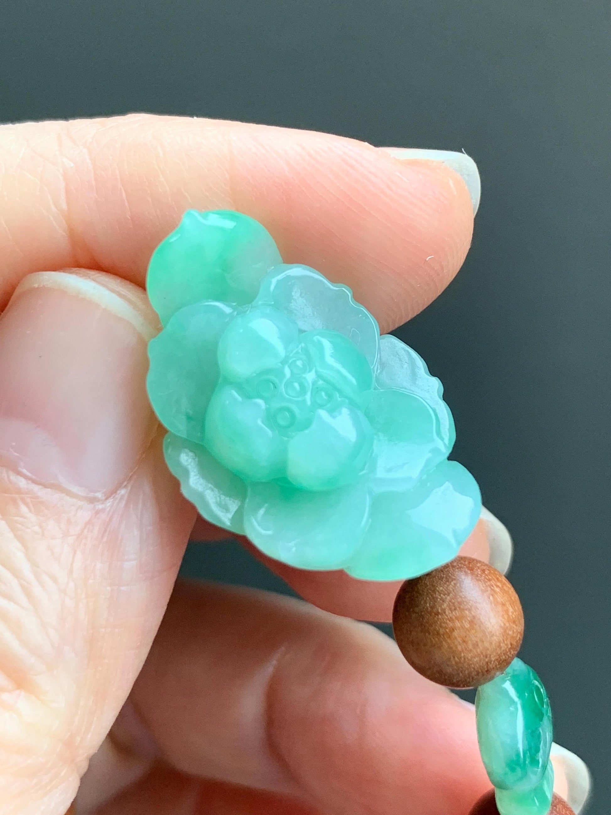 Natural Grade A Icy Translucent Apple Green Jadeite Lotus Flower Barrel Bead Fish Charm Wood Beads Beaded Bracelet