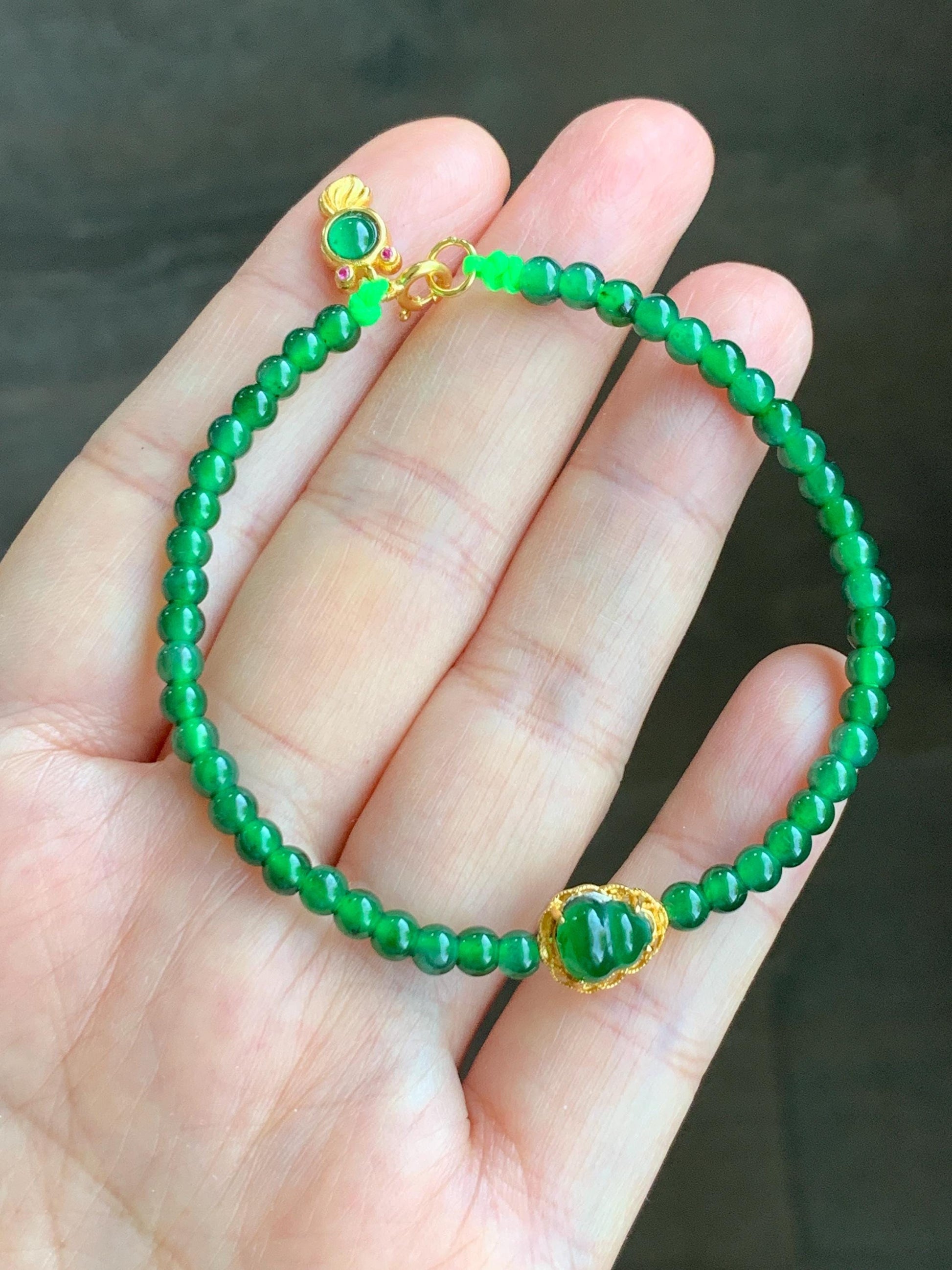 Natural Grade A Guatemalan Icy Translucent Vibrant Green Jadeite Beads Gourd Goldfish Charms Beaded Bracelet Sterling Silver