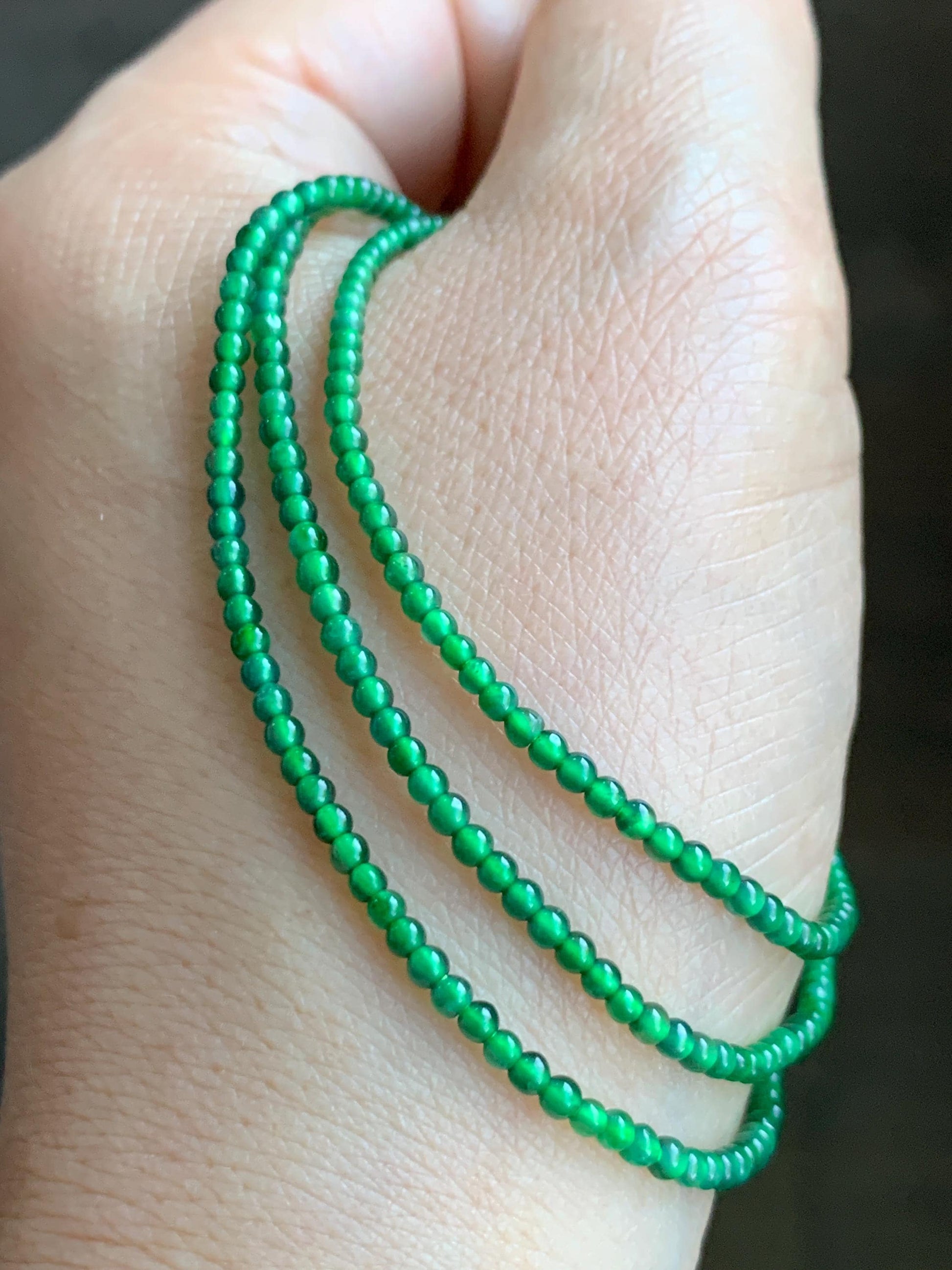 Natural Grade A Guatemalan Icy Translucent Vibrant Green Jadeite Petite Beaded Necklace 18K Yellow Gold