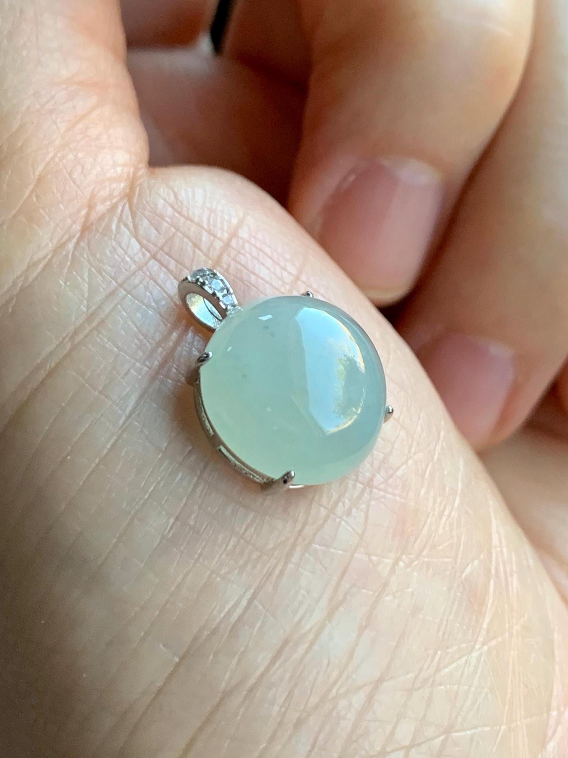 Natural Grade A Icy Translucent Pale Green Jadeite Round Cabochon Solitaire Pendant Sterling Silver 天然冰胶晴底翡翠源蛋面镶嵌吊坠 QDY68