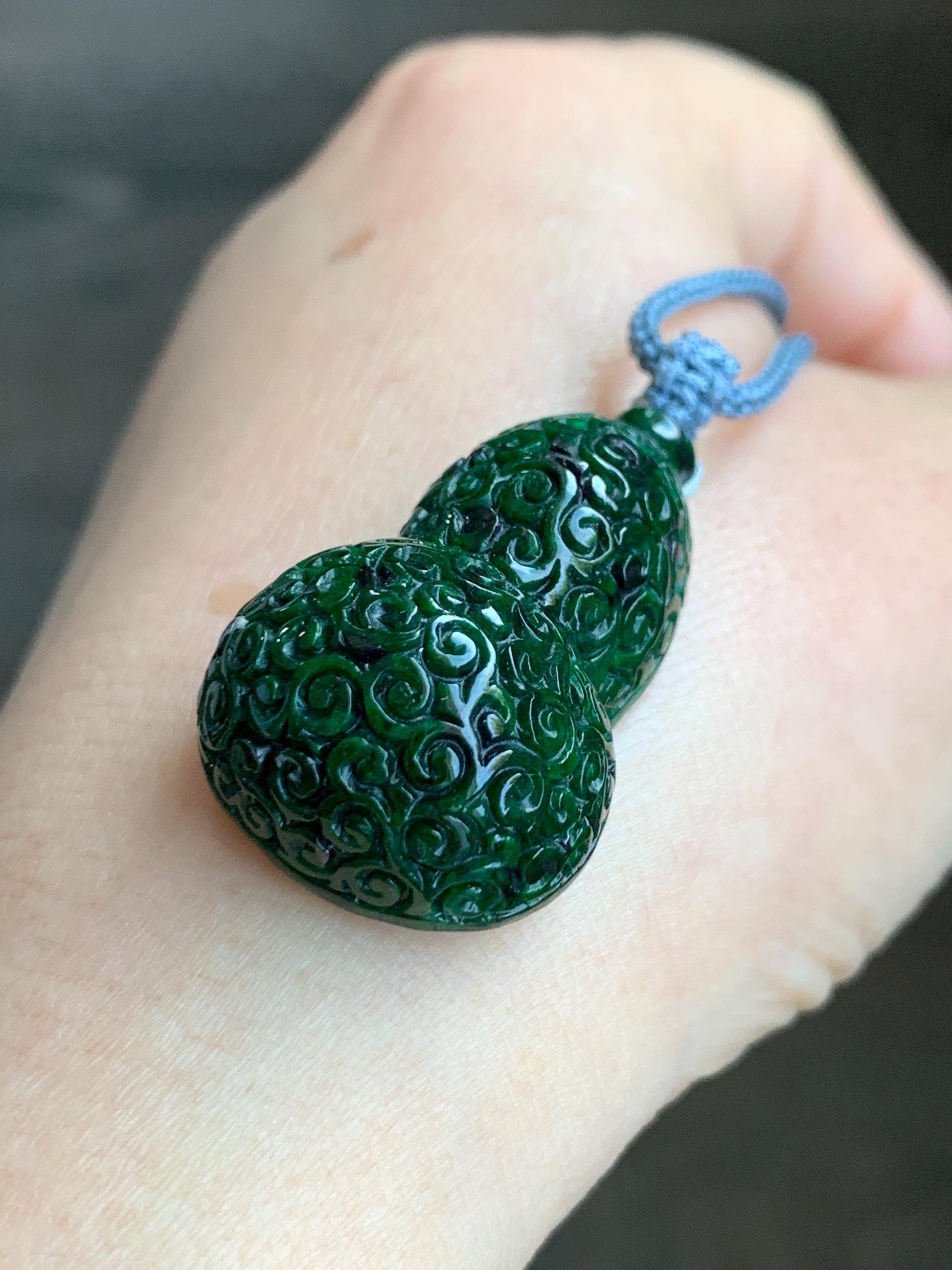 Natural Grade A Icy Dark Green Vibrant Green Marbled Jadeite Engraved Gourd Hulu Pendant Rope Necklace Adjustable