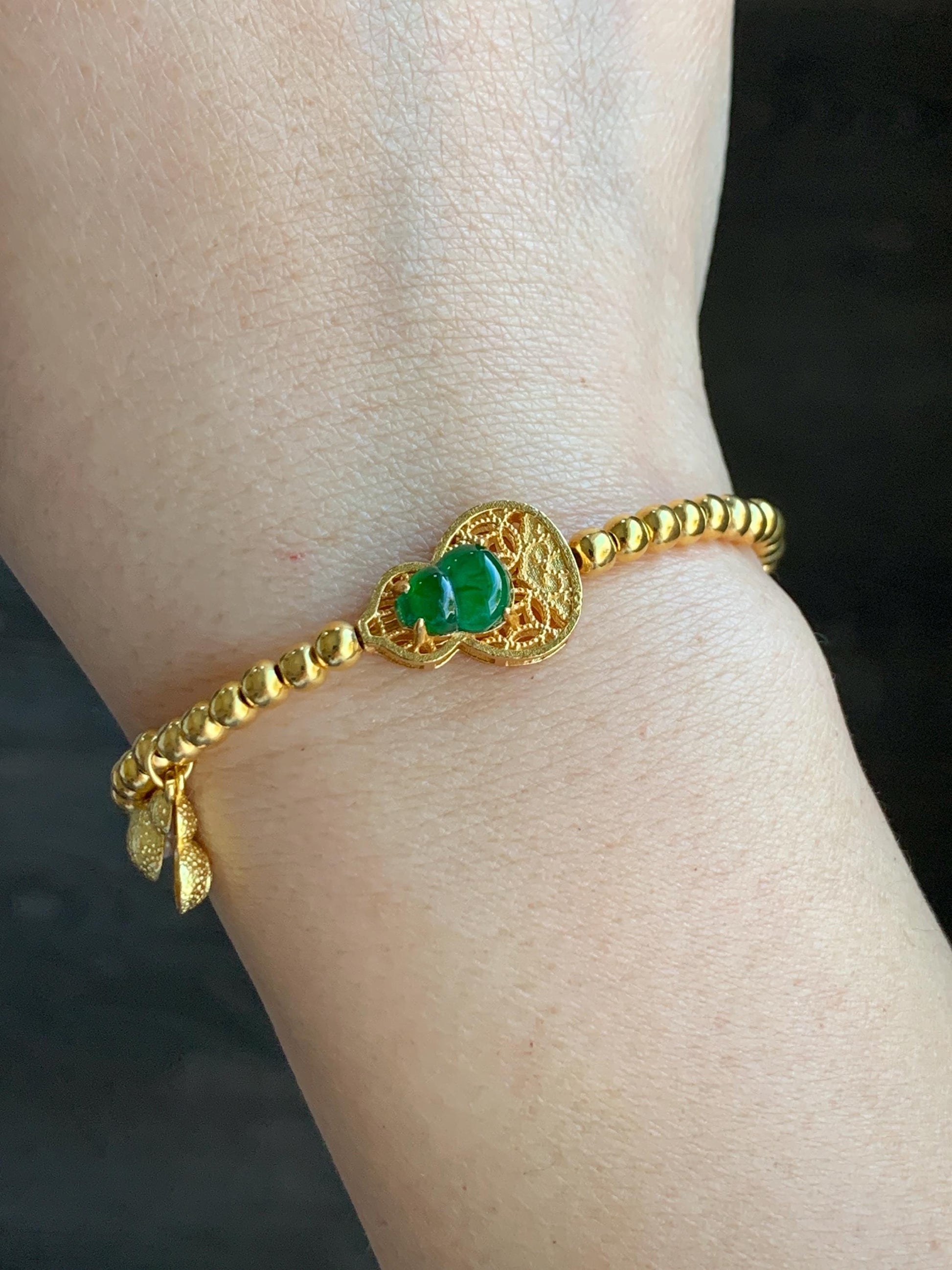 Natural Guatemalan Icy Translucent Vibrant Green Gourd Hulu Jadeite Beaded Chain Bracelet w/ Charm Sterling Silver 6"-7.25” 天然冰危绿翡翠葫芦银镶手链