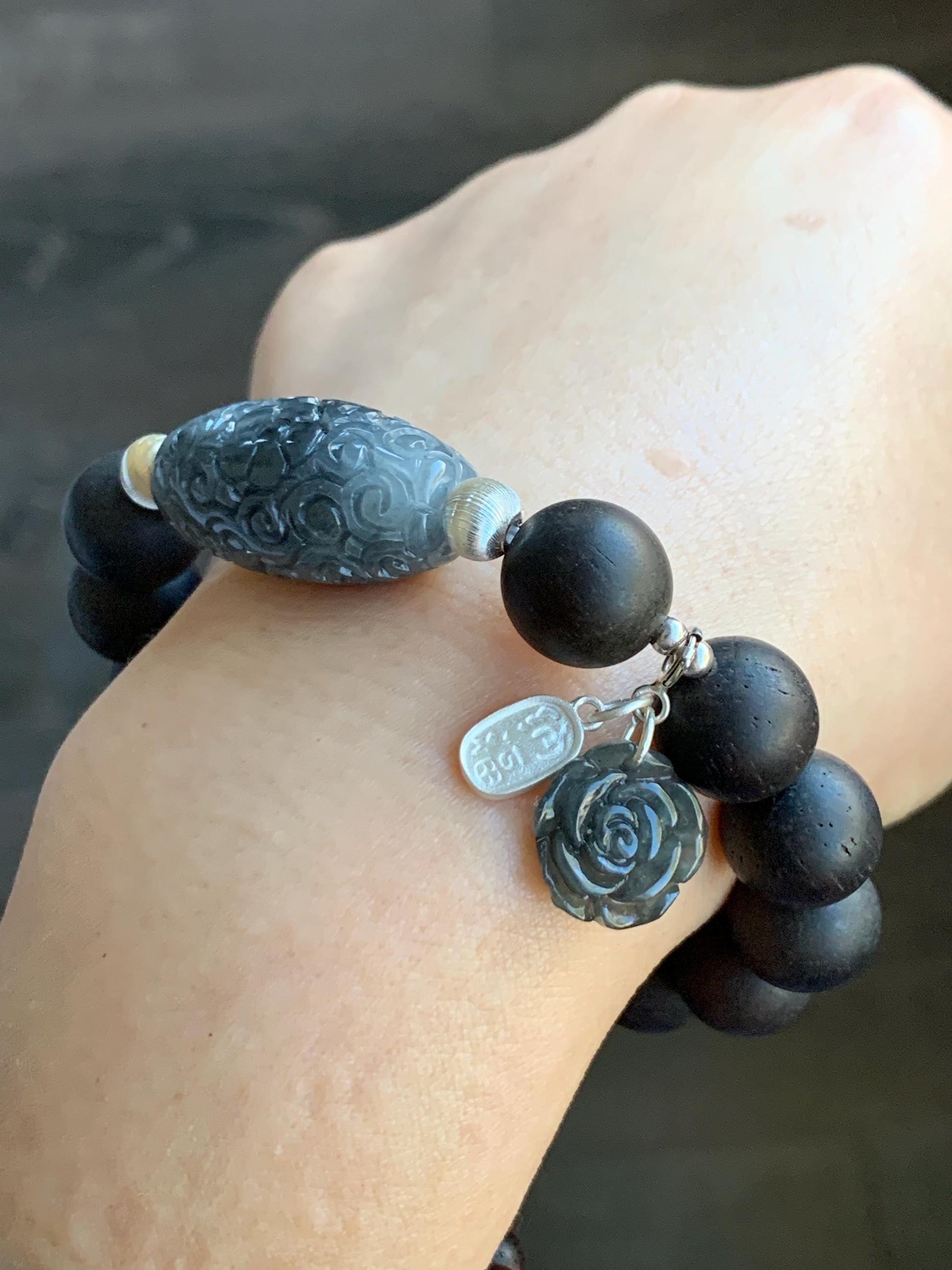Natural Grade A Icy Translucent Wuji Jadeite Engraved Dzi Bead Rose Charm Wood Beads Beaded Bracelet Sterling Silver 7" 天然冰胶乌鸡翡翠天珠玫瑰花随意扣木珠手串