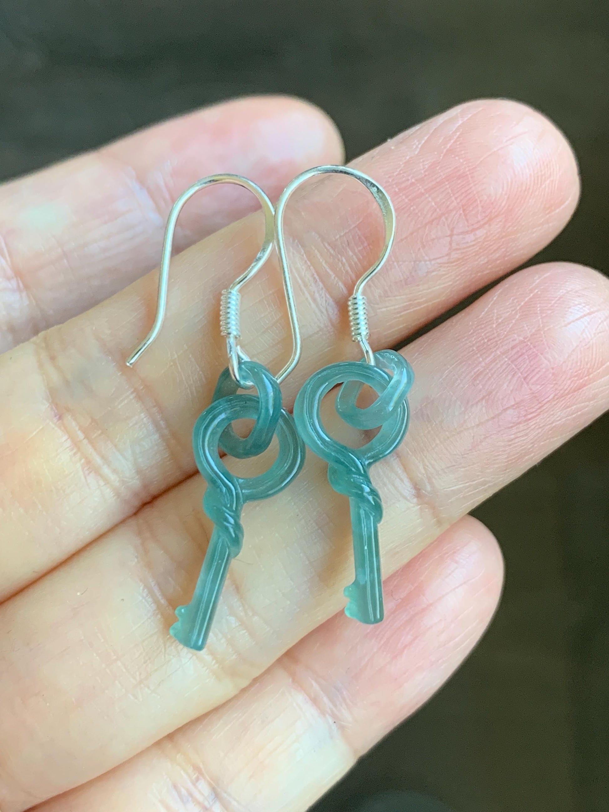 Natural Guatemalan Icy Highly Translucent Dusty Teal Blue Jadeite Keys w/ Interlocking Rings Dangle Earrings Sterling Silver 天然冰危蓝翡翠钥匙环环相扣耳钩