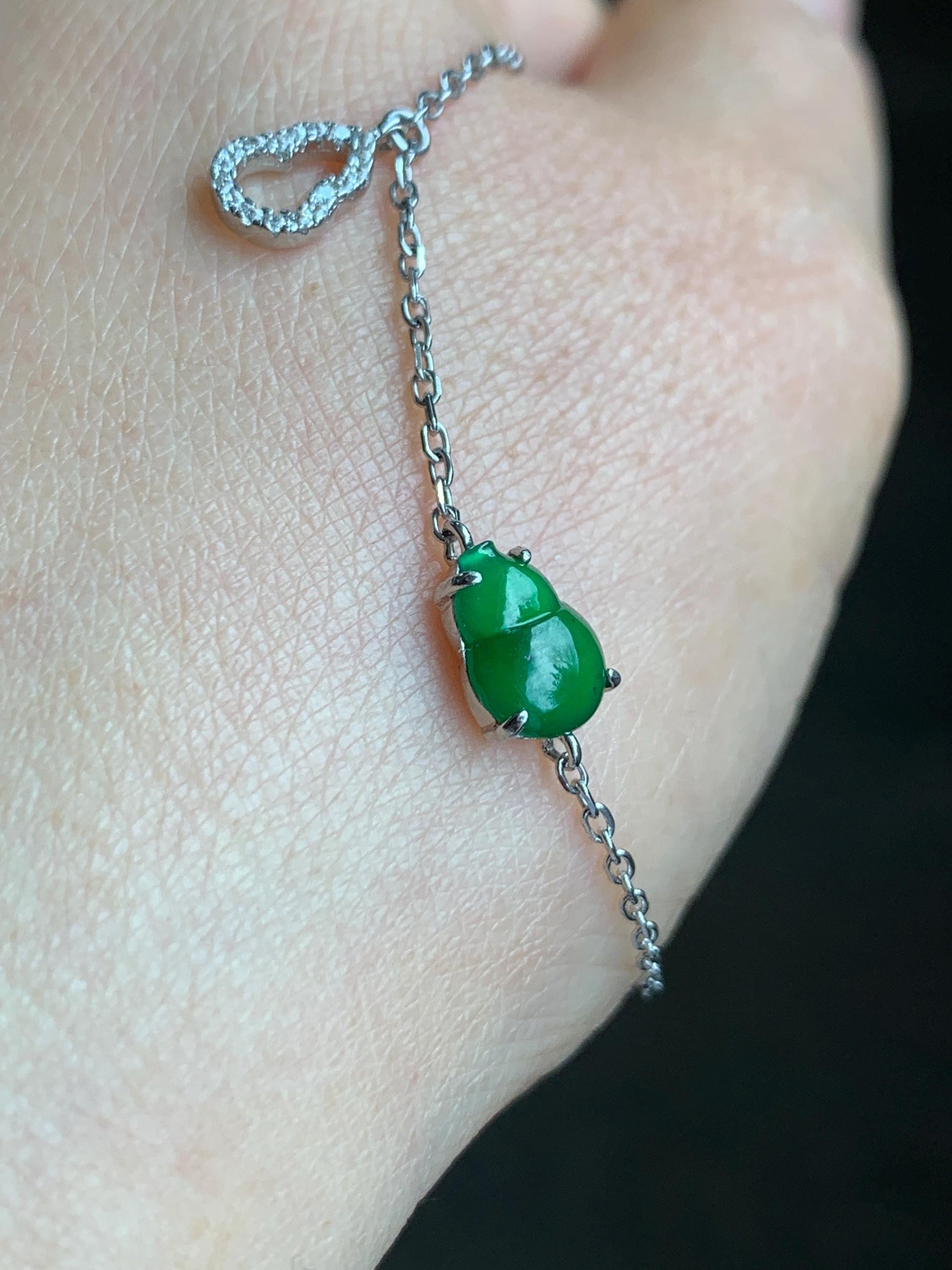 Natural Grade A Guatemalan Icy Translucent Vibrant Green Gourd Hulu Jadeite & Charm Chain Bracelet Sterling Silver 7.25" 天然冰危绿翡翠葫芦银手链