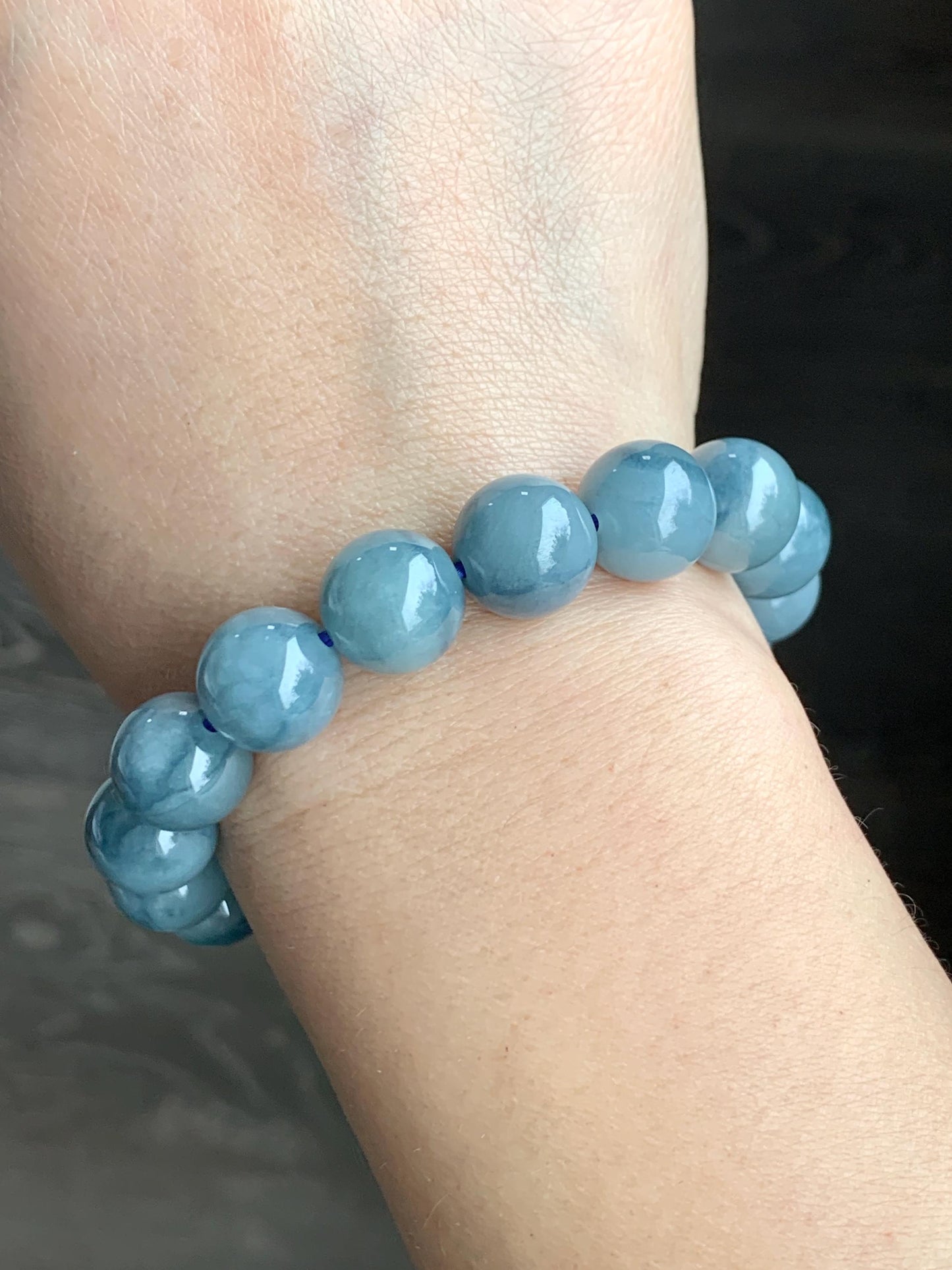 Natural Guatemalan Icy Translucent Dusty Light Blue Dark Blue Marbled Jadeite Beaded Bracelet Stretchy 7.25” 11.7mm 47g 天然冰危淡蓝飘花翡翠珠手串 DLP200