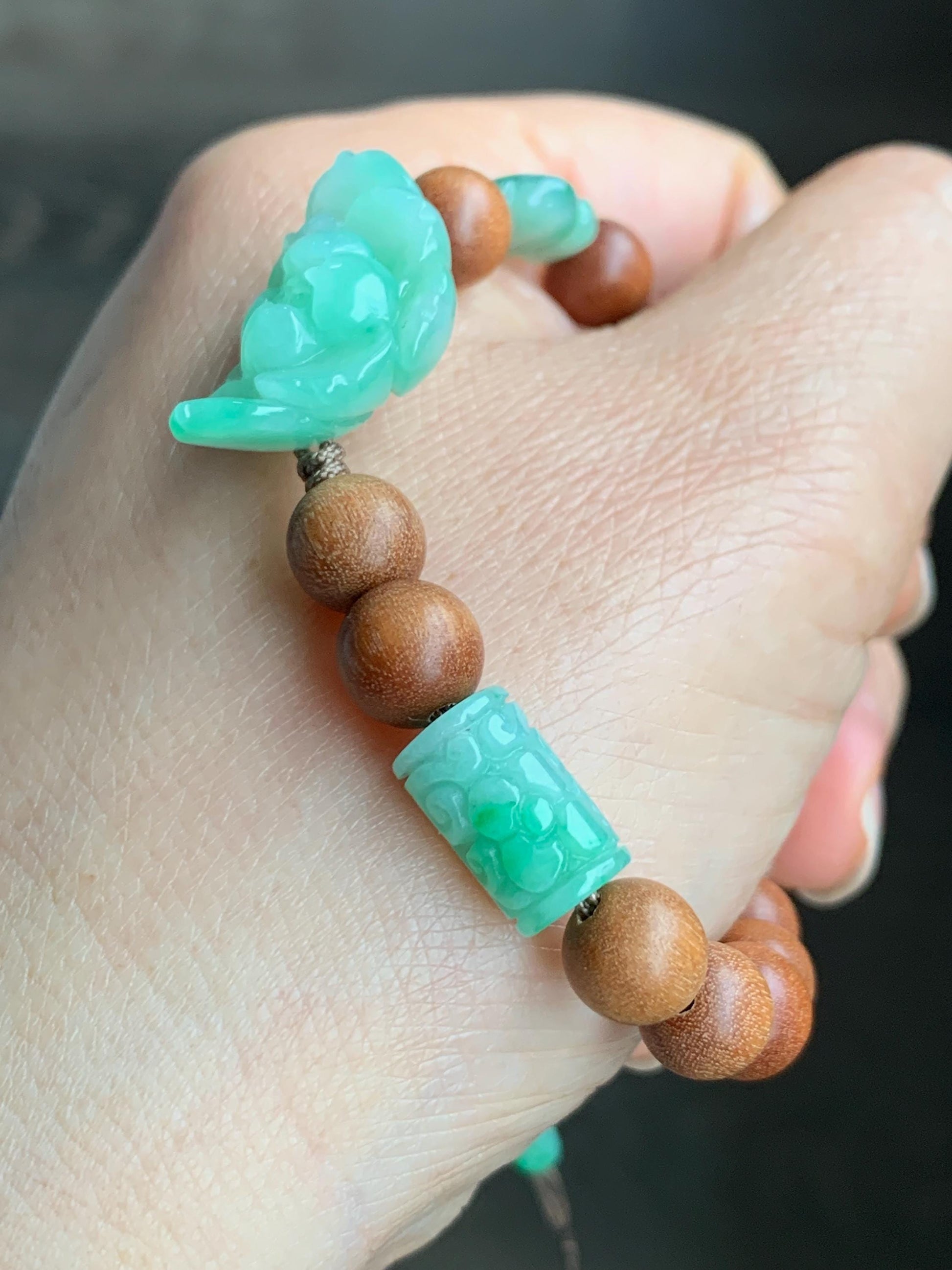 Natural Grade A Icy Translucent Apple Green Jadeite Lotus Flower Barrel Bead Fish Charm Wood Beads Beaded Bracelet 6.5” 12g 天然冰果绿翡翠莲花木珠手串