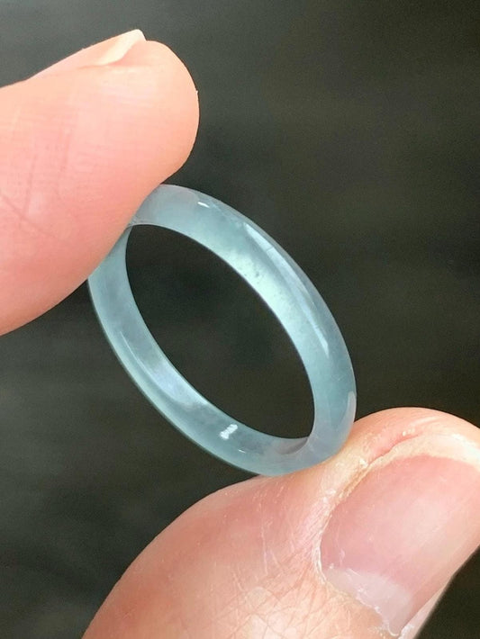 Natural Grade A Guatemalan Icy Highly Translucent Pastel Teal Green Jadeite Band Ring Size 7.25 US 天然冰危起光浅绿翡翠戒圈