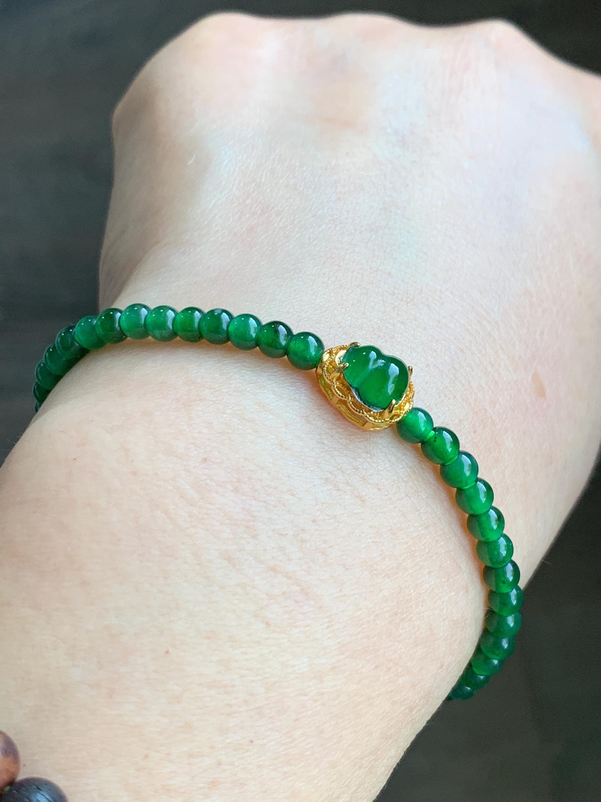 Natural Grade A Guatemalan Icy Translucent Vibrant Green Jadeite Beads Gourd Goldfish Charms Beaded Bracelet Sterling Silver
