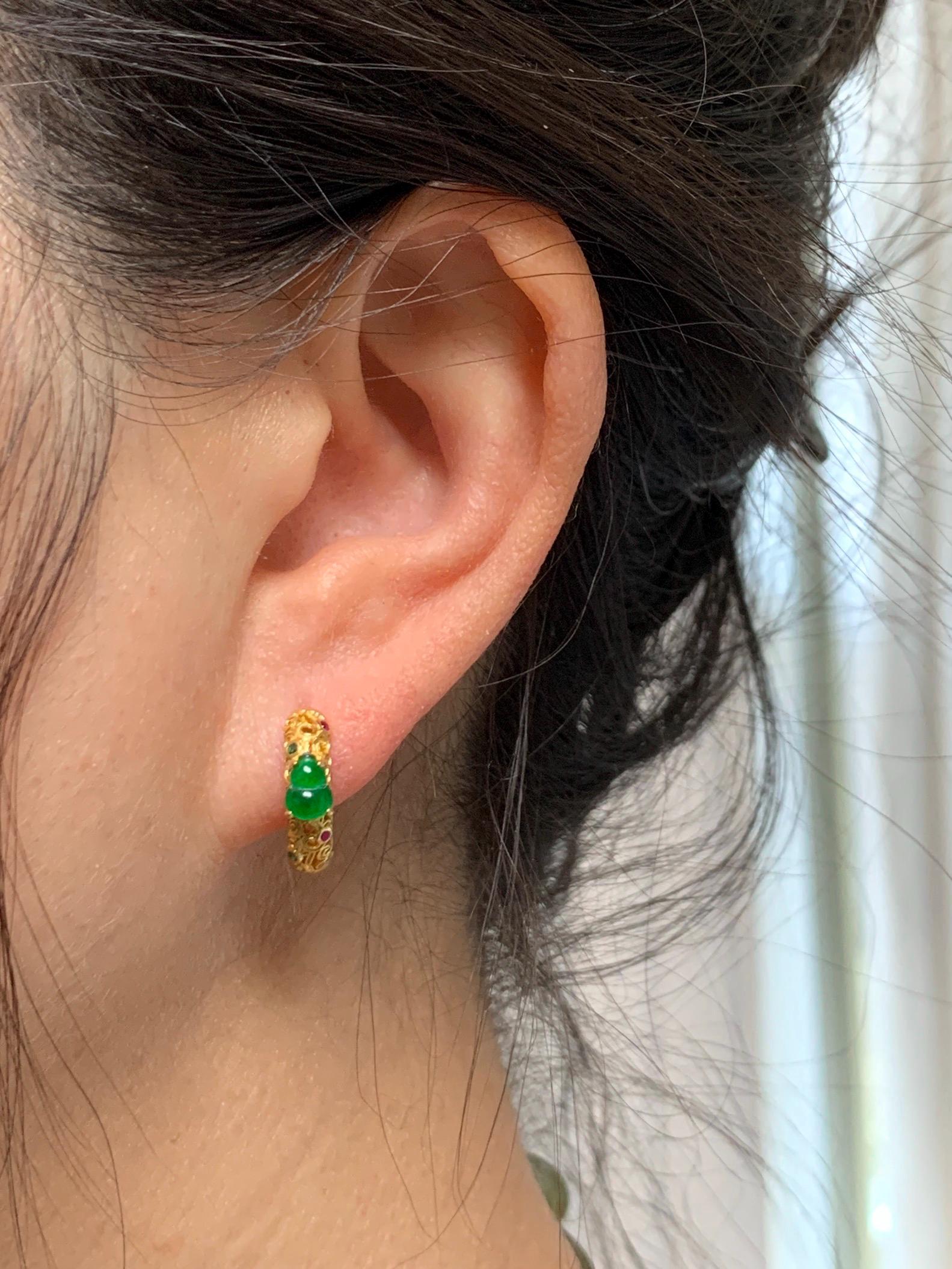 Natural Guatemalan Icy Translucent Vibrant Green Gourd Jadeite Hoop Huggie Earrings Sterling Silver Yellow Gold Overlay 天然冰危绿翡翠葫芦银镶耳包 HWL80