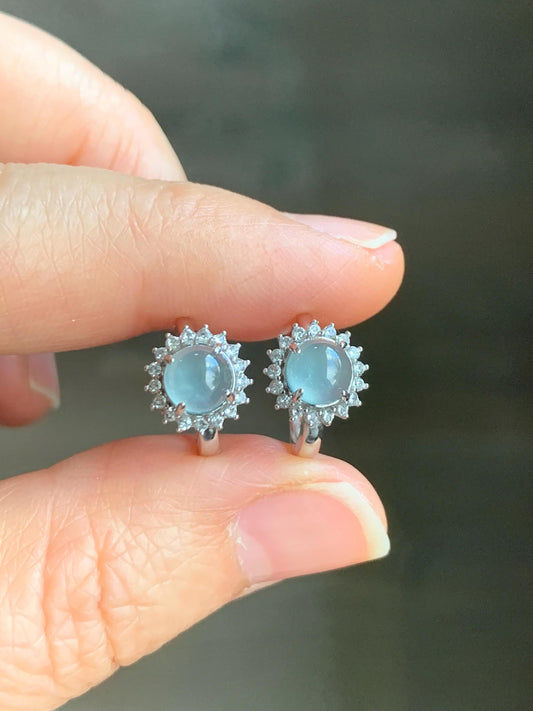 Natural Grade A Guatemalan Icy Highly Translucent Pastel Blue Jadeite Halo Style Huggie Hoop Earrings 天然冰危淡蓝翡翠银镶耳包 WBHD70