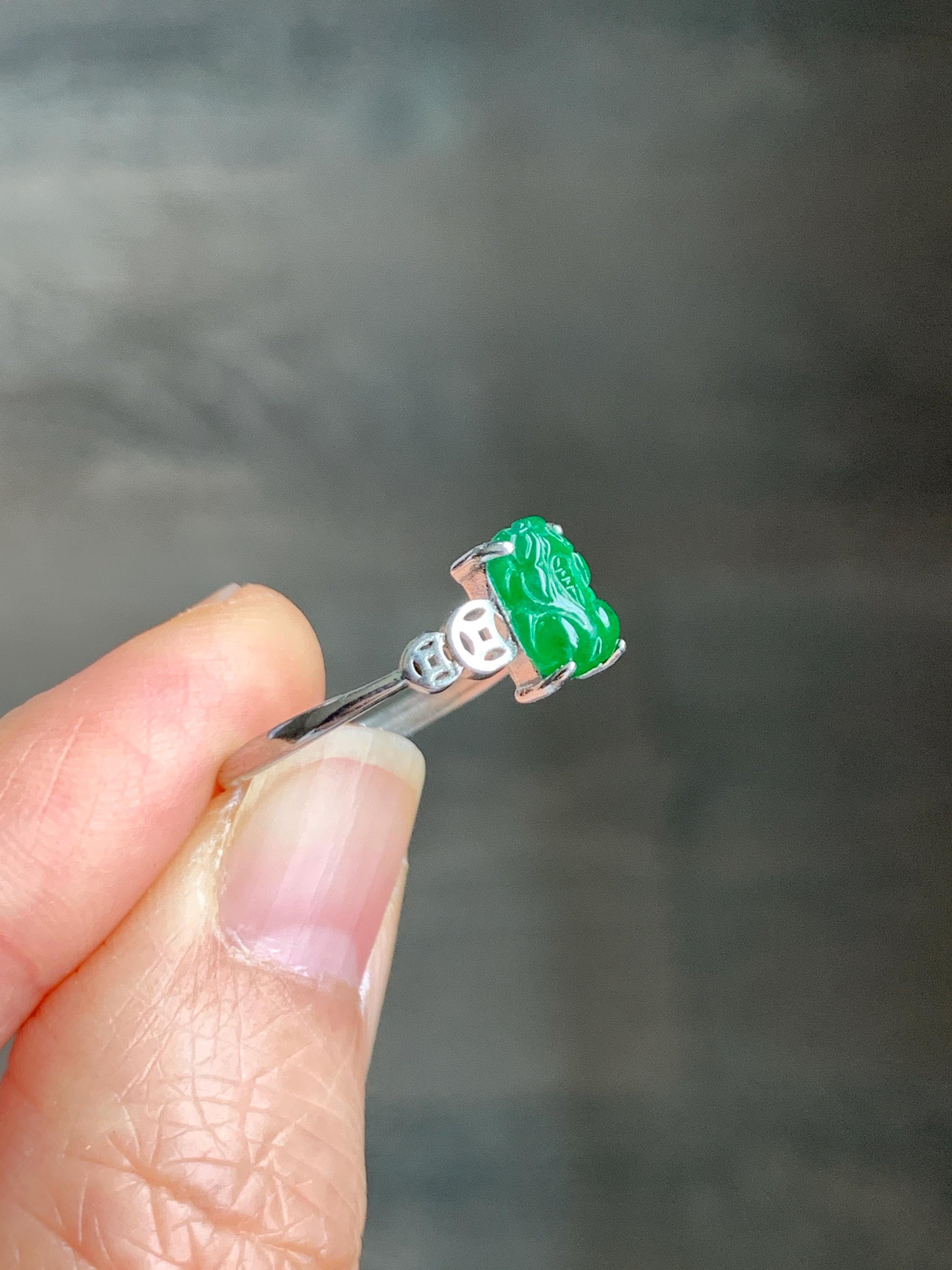 Natural Grade A Guatemalan Icy Translucent Vibrant Green Jadeite Petite Pixiu Ring Sterling Silver Size 7 Adjustable 天然冰危绿翡翠貔貅银镶戒指 XPP77