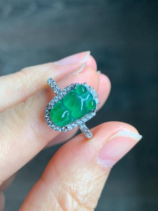 Natural Grade A Guatemalan Icy Translucent Green Jadeite Carved Goldfish Ring Sterling Silver Size 7 Adjustable 天然冰危绿翡翠金鱼银镶戒指 LJY180-A