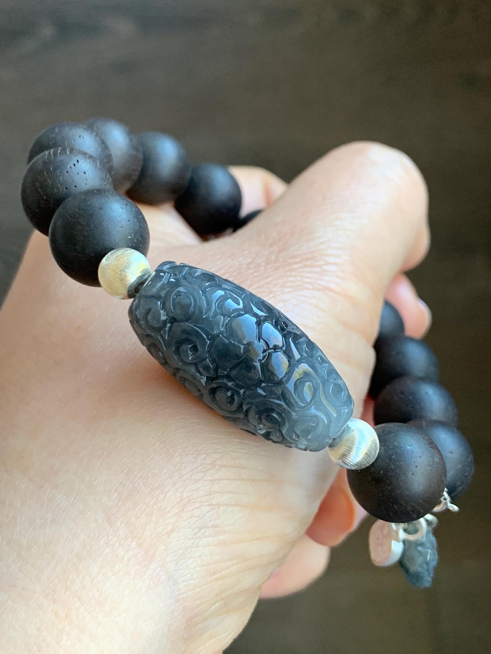 Natural Grade A Icy Translucent Wuji Jadeite Engraved Dzi Bead Rose Charm Wood Beads Beaded Bracelet Sterling Silver 7" 天然冰胶乌鸡翡翠天珠玫瑰花随意扣木珠手串