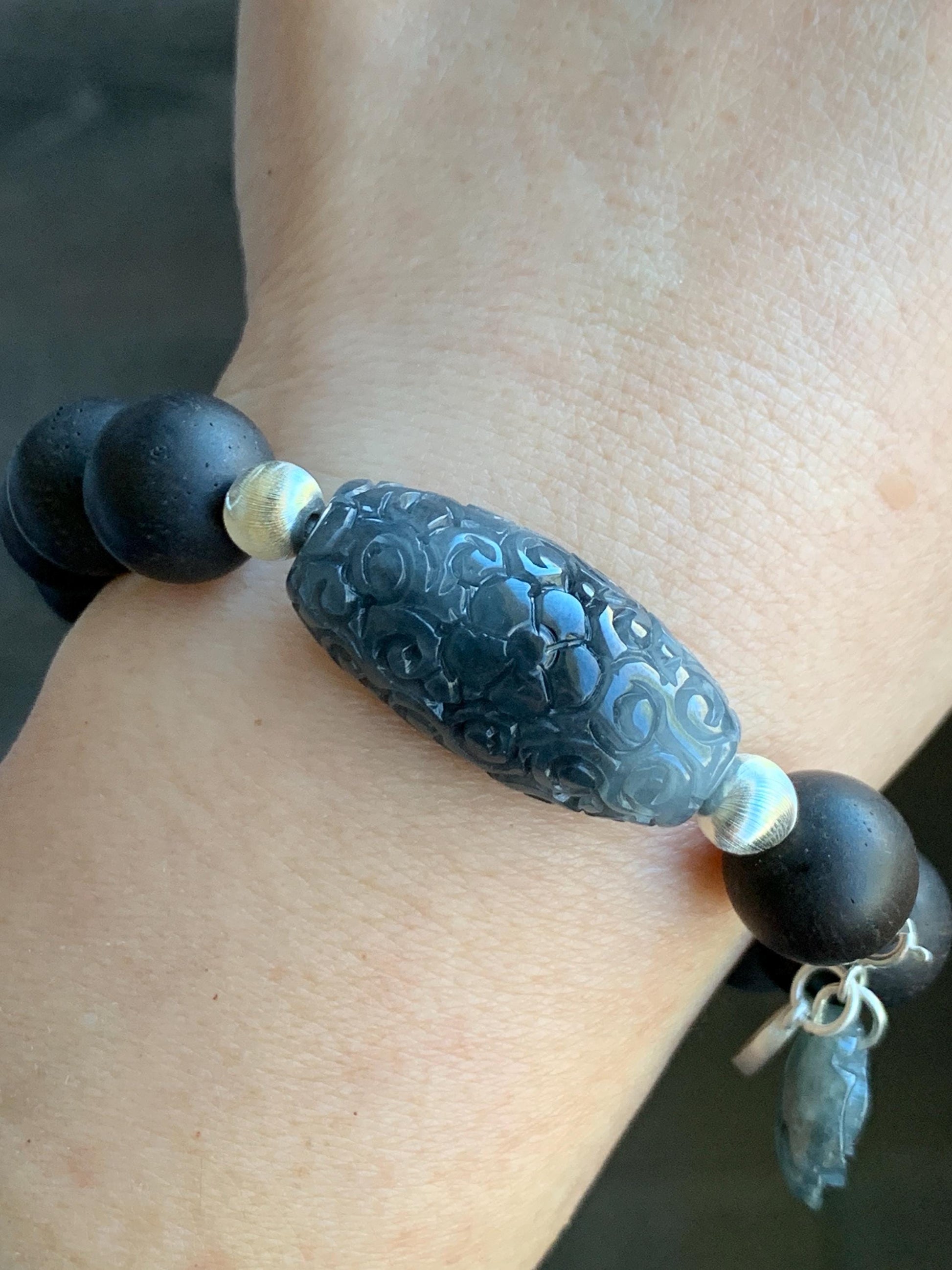 Natural Grade A Icy Translucent Wuji Jadeite Engraved Dzi Bead Rose Charm Wood Beads Beaded Bracelet Sterling Silver 7" 天然冰胶乌鸡翡翠天珠玫瑰花随意扣木珠手串