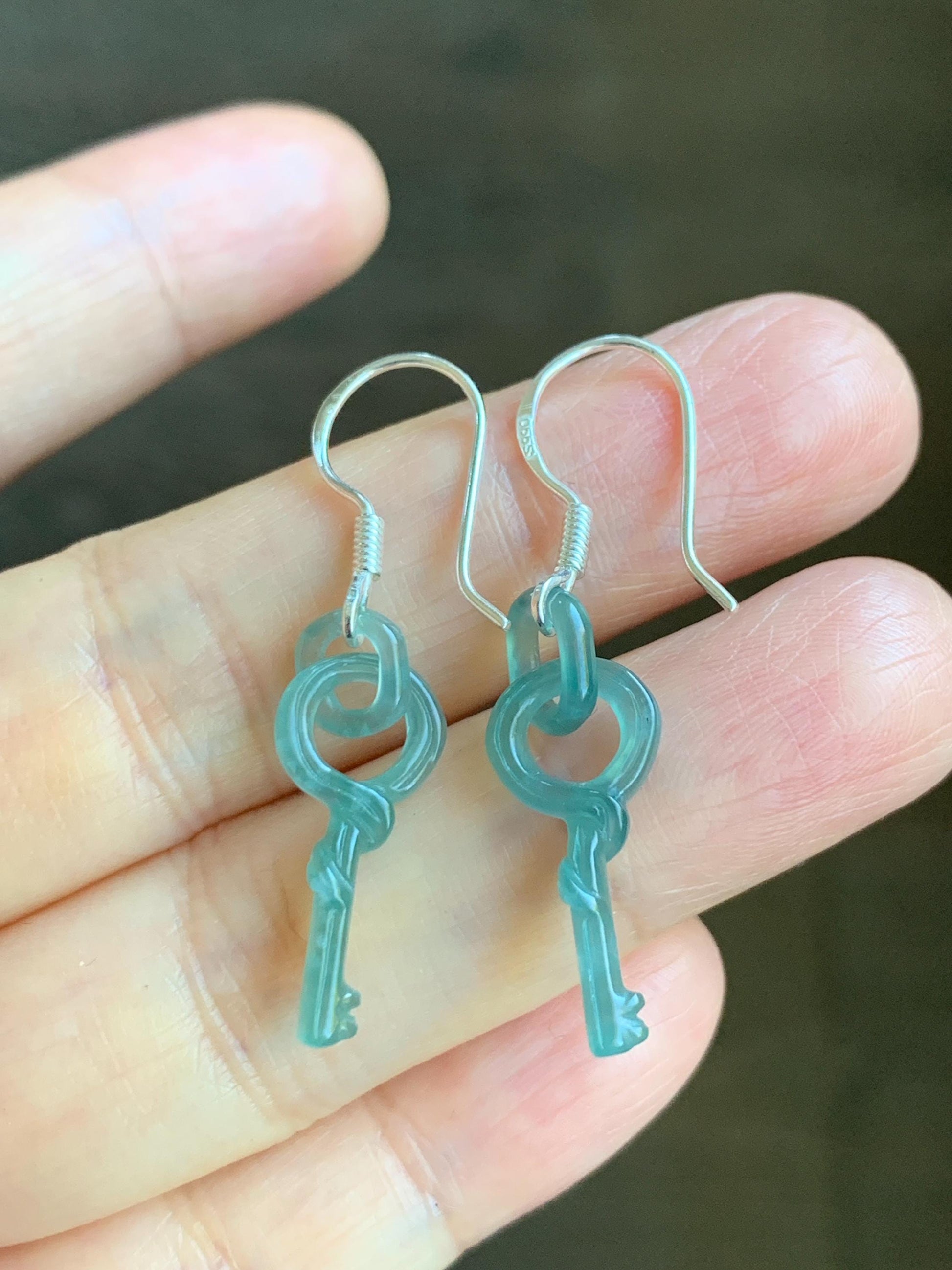 Natural Guatemalan Icy Highly Translucent Dusty Teal Blue Jadeite Keys w/ Interlocking Rings Dangle Earrings Sterling Silver 天然冰危蓝翡翠钥匙环环相扣耳钩