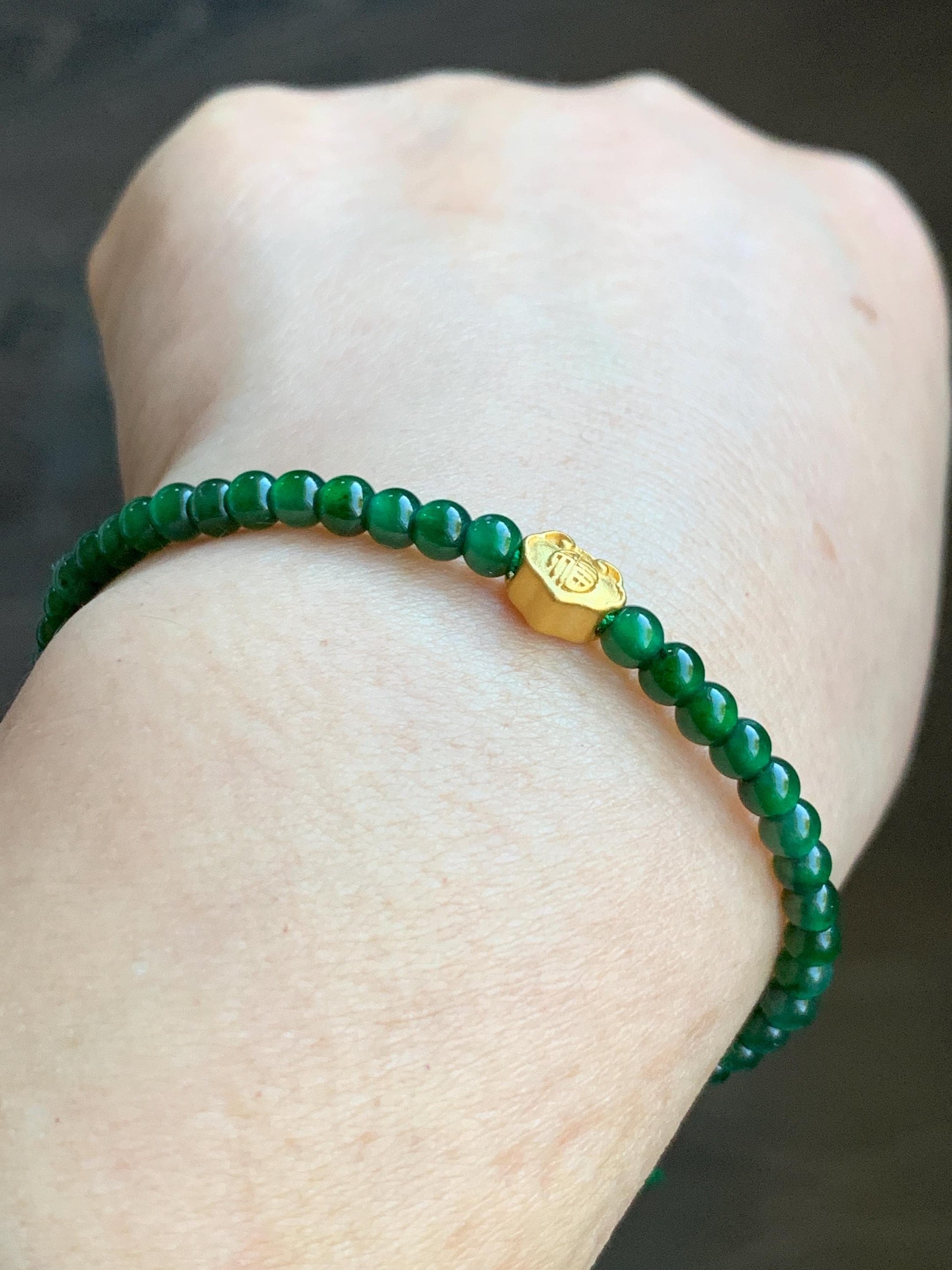 Natural Grade A Guatemalan Icy Green Jadeite Petite Beads 24K Gold Ruyi Bead Beaded Bracelet 3.8mm 7” 5g 天然冰危绿翡翠小珠足金如意3D珠手串