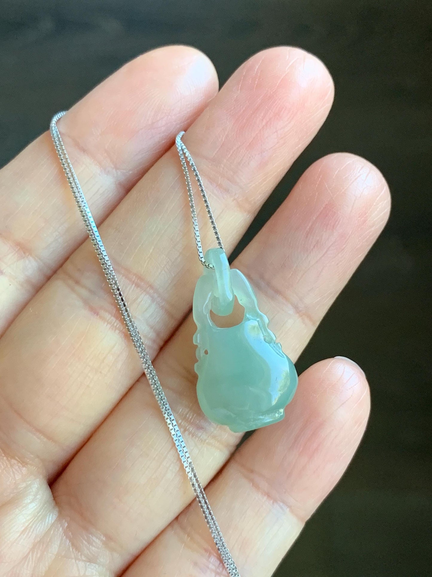 Natural Grade A Icy Translucent Gelatinous Light Green Jadeite Vase w/ Interlocking Bail Pendant Necklace Sterling Silver 天然冰胶晴底翡翠花瓶环环相扣吊坠