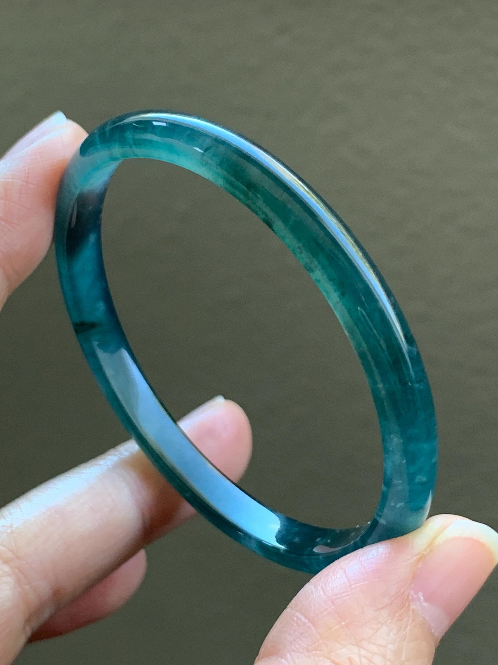 Certified Natural Guatemalan Icy Highly Translucent Gelatinous Dark Teal Blue Jadeite Slim Bangle 52.83mm 14.18g 天然老种冰胶危深蓝翡翠细条手镯 1132