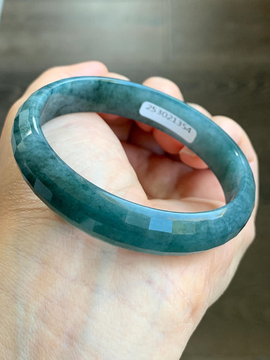 Certified Natural Grade A Guatemalan Icy Translucent Dark Blue Marbled Jadeite Faceted Bangle 56.8mm 12.6x5.9mm 38.4g 天然老种冰危深蓝翡翠正圈切割面手镯 1354