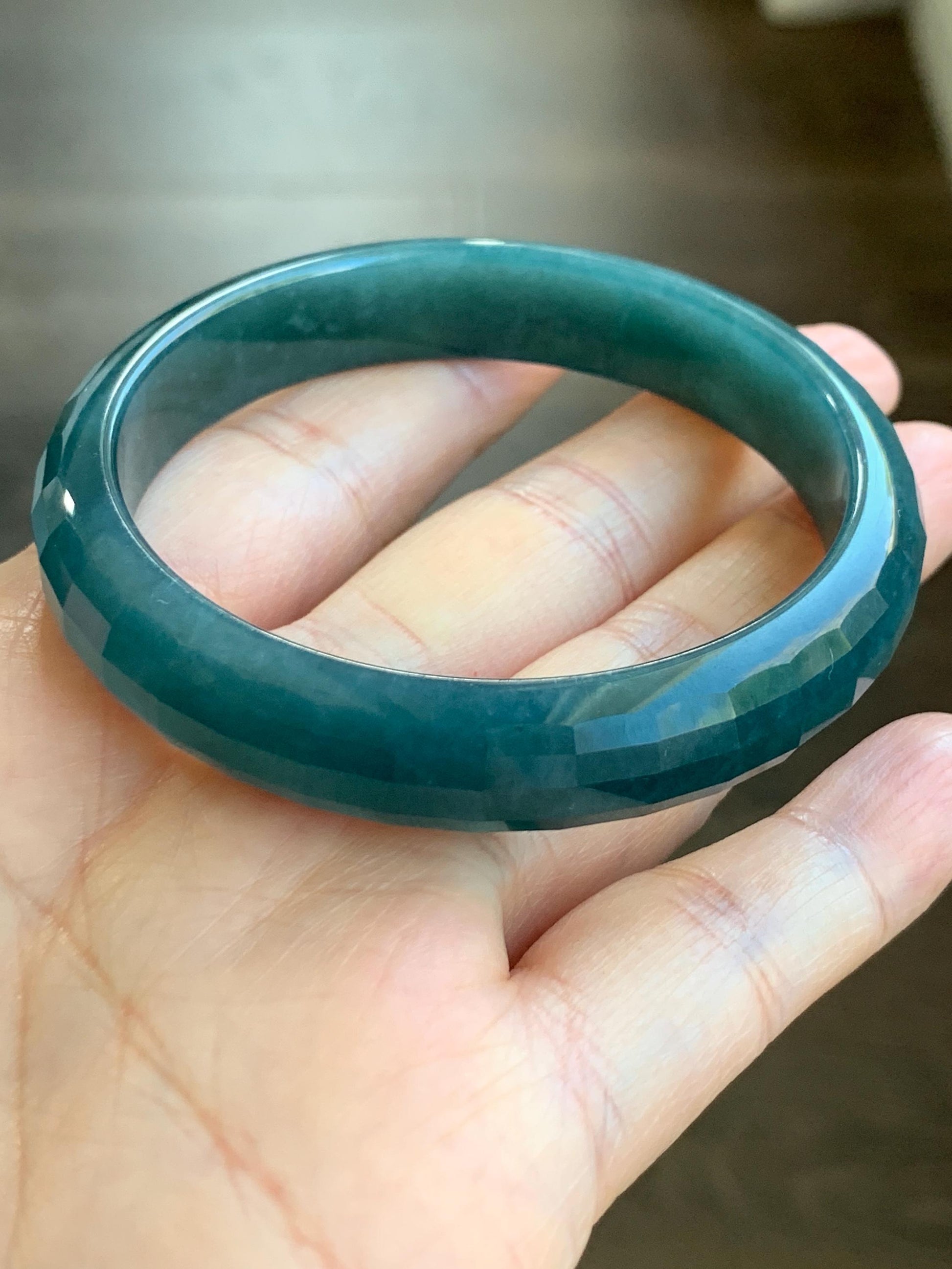 Certified Natural Grade A Guatemalan Icy Translucent Dark Blue Jadeite Faceted Bangle 55.89m 11.5x6.6mm 40.8g 天然老种冰危深蓝翡翠正圈切割面手镯 1352