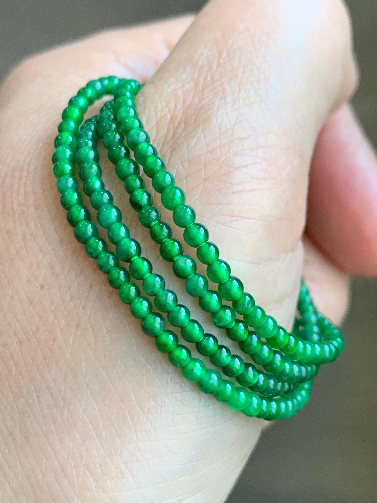 Natural Grade A Guatemalan Icy Translucent Vibrant Green Jadeite Petite Beaded Necklace 18K Yellow Gold 20.75” 6g 天然冰危阳绿翡翠小卡圆珠项链K金扣头 WYL500