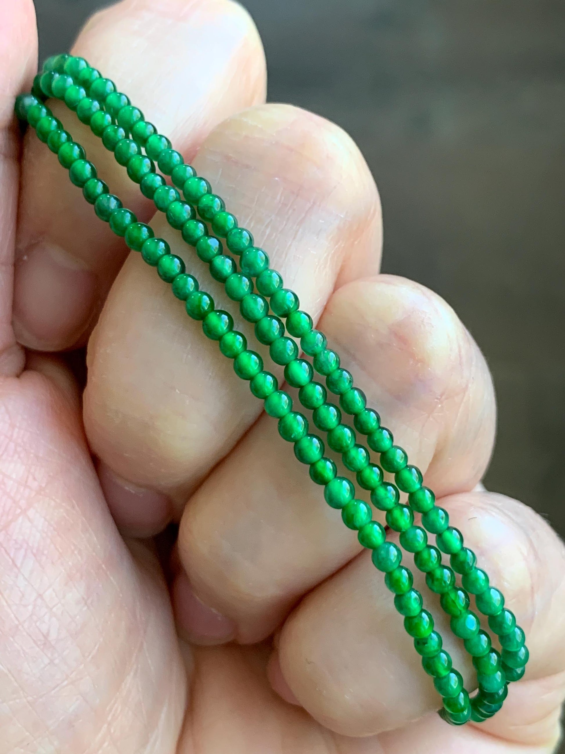 Natural Grade A Guatemalan Icy Translucent Vibrant Green Jadeite Petite Beaded Necklace 18K Yellow Gold 20.75” 6g 天然冰危阳绿翡翠小卡圆珠项链K金扣头 WYL500