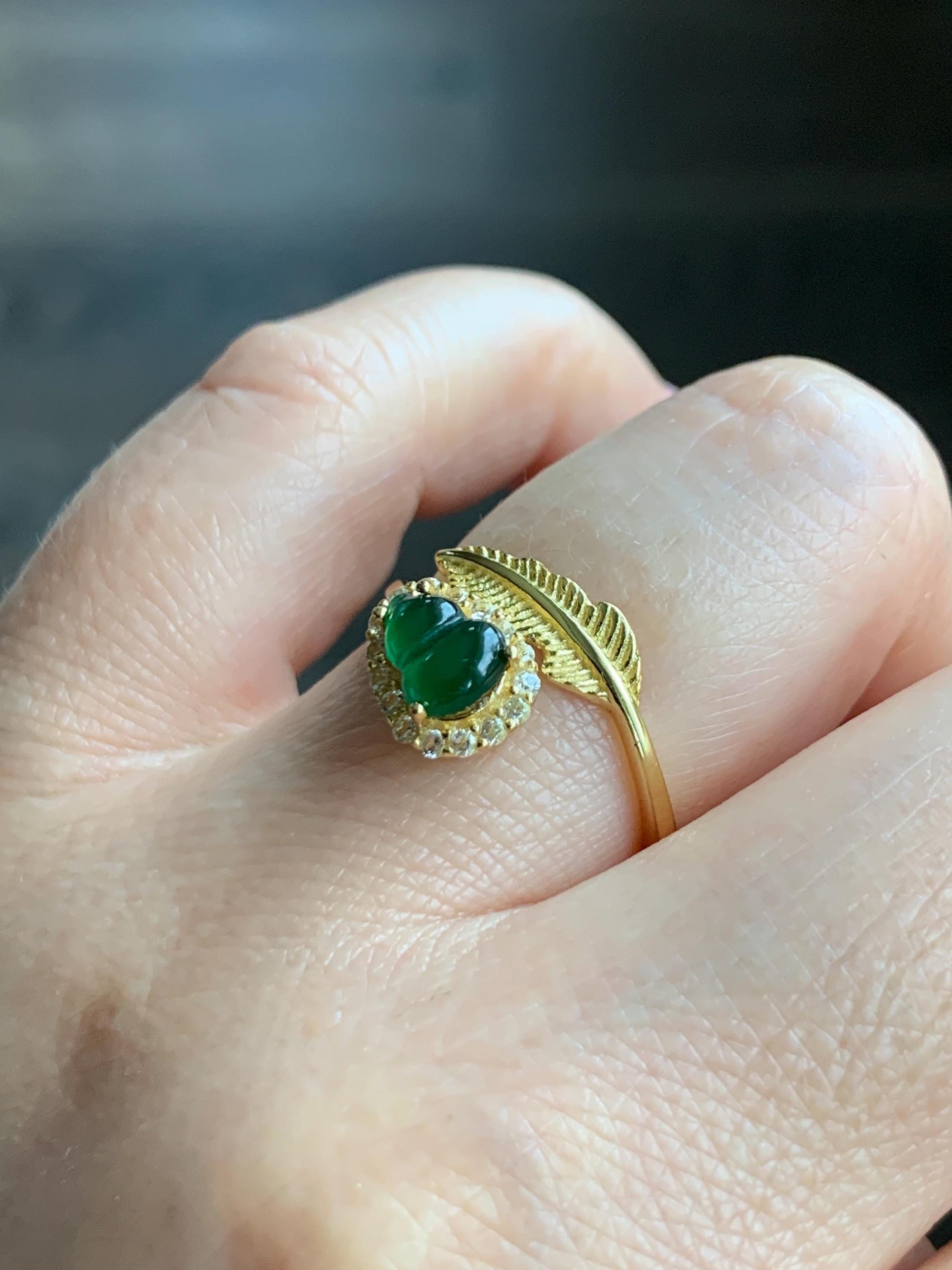Natural Grade A Guatemalan Icy Translucent Intense Green Jadeite Hulu Gourd Ring Sterling Silver Yellow Gold Finish 天然冰危绿翡翠葫芦银镶戒指 JHL66