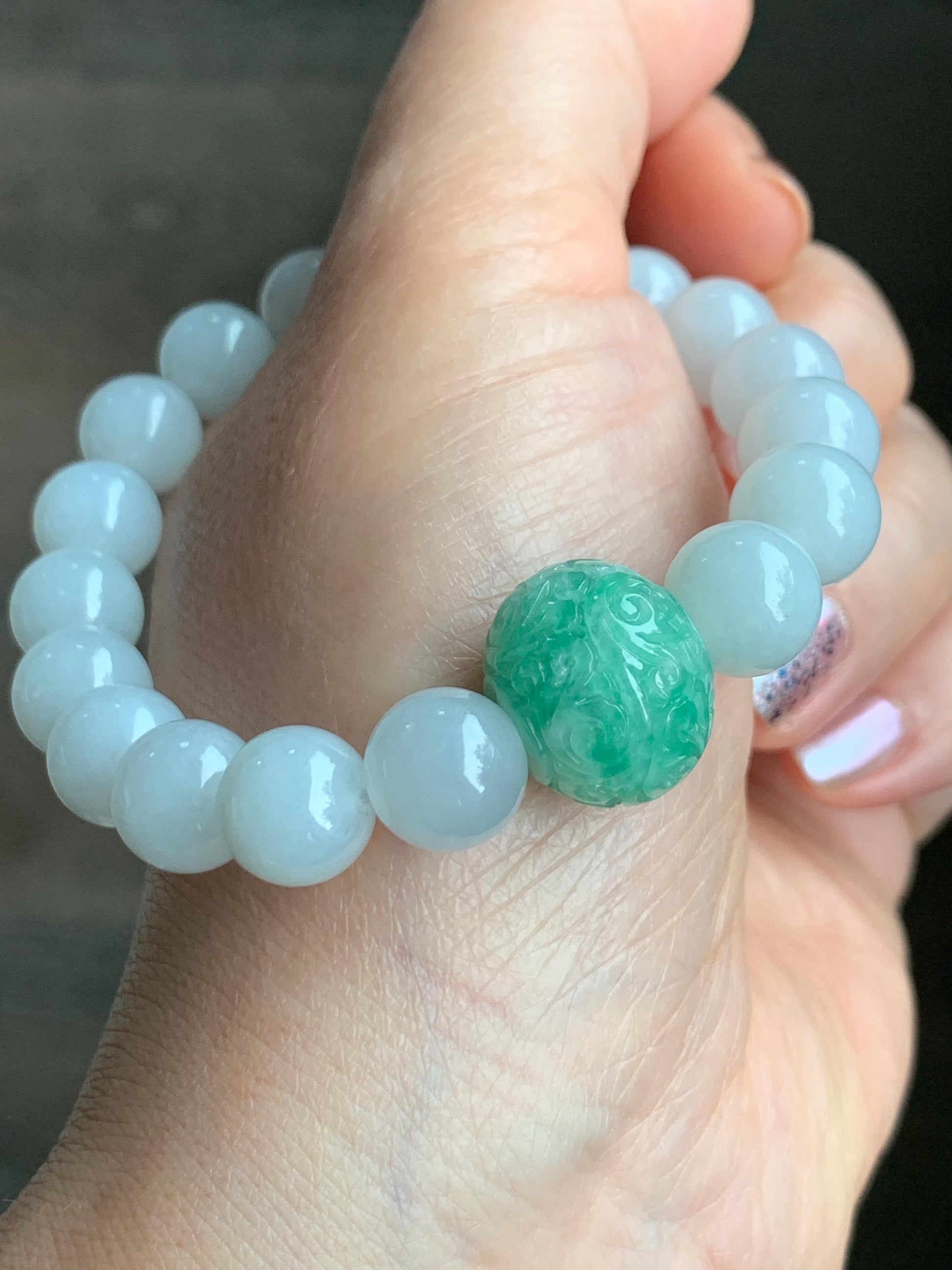 Natural Grade A Icy Translucent Green Marbled Jadeite Engraved Drum Bead Icy White Jadeite Beads Beaded Bracelet 7” 35g 天然冰绿花翡翠仿古雕鼓珠圆珠手串