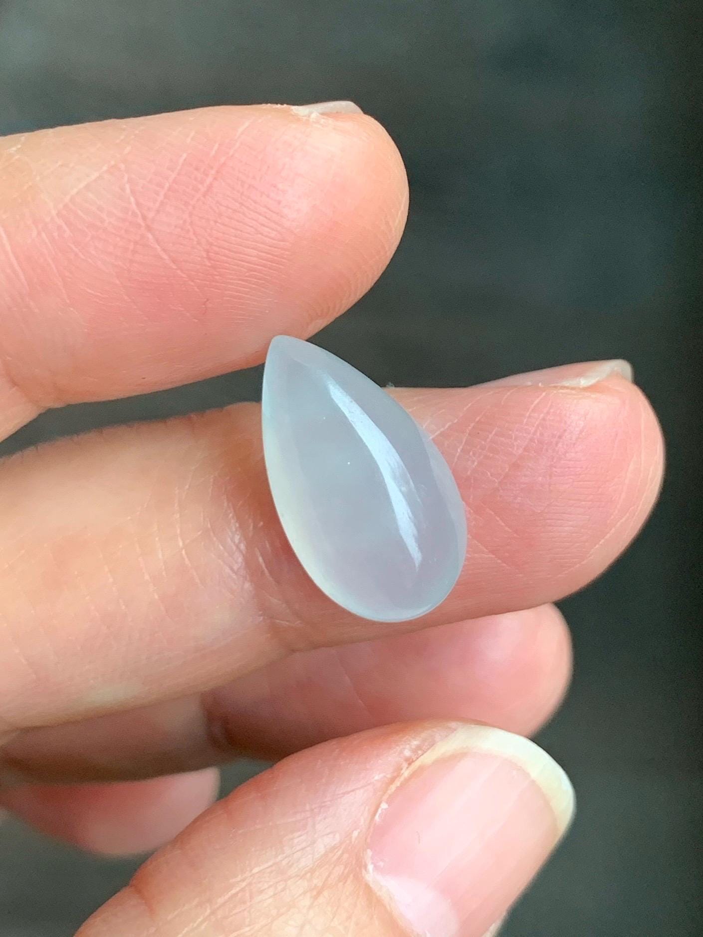 Natural Grade A Old Mine Icy Highly Translucent Gelatinous White Jadeite Teardrop Pear Cabochon Loose Stone 16.99x9.36x6mm 天然老种白冰胶翡翠水滴大蛋面