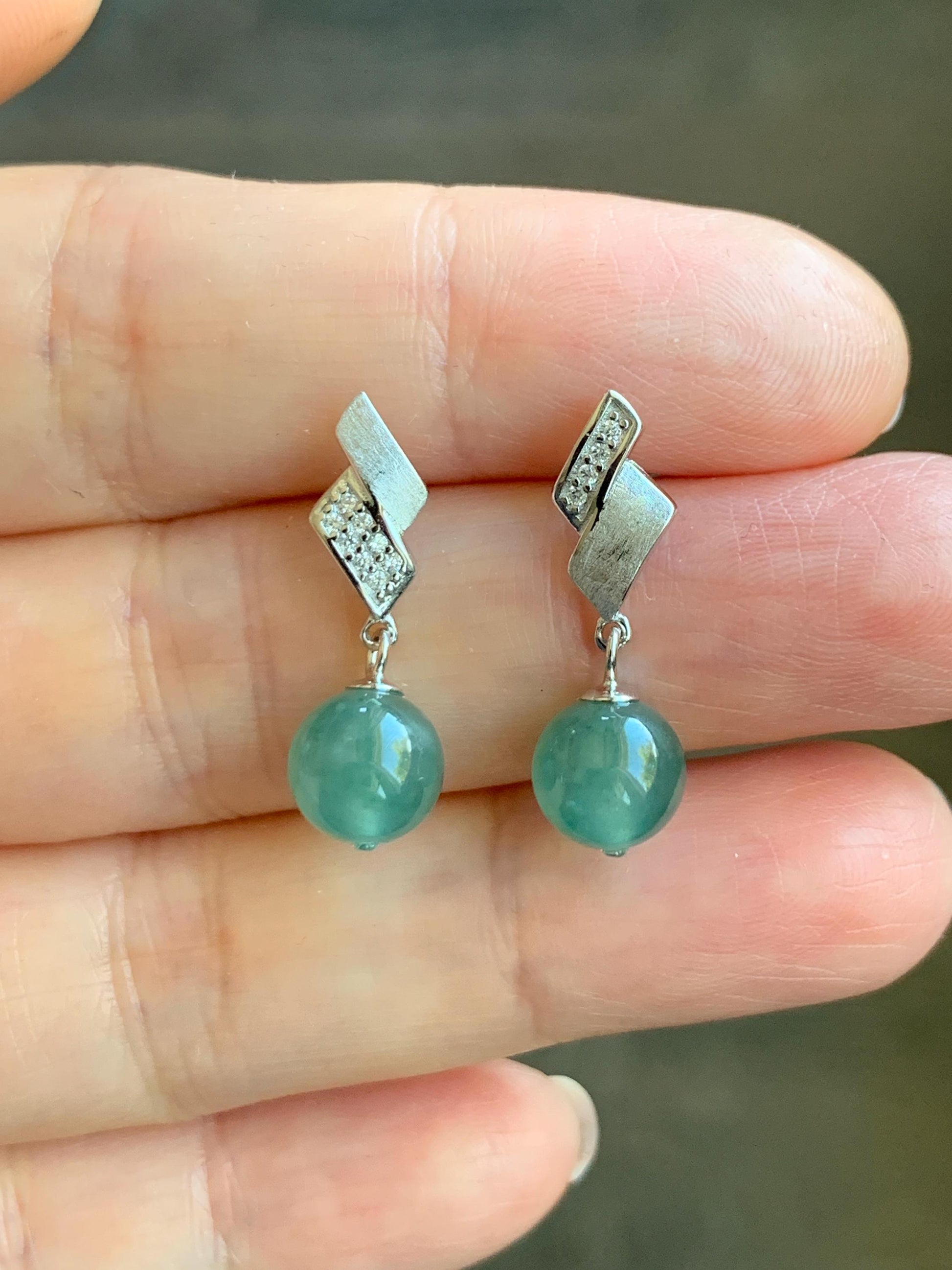 Natural Grade A Guatemalan Icy Highly Translucent Light Teal Green Jadeite Beads Stud Dangle Earrings Sterling Silver 天然冰危蓝绿翡翠圆珠耳钉 BPS77A