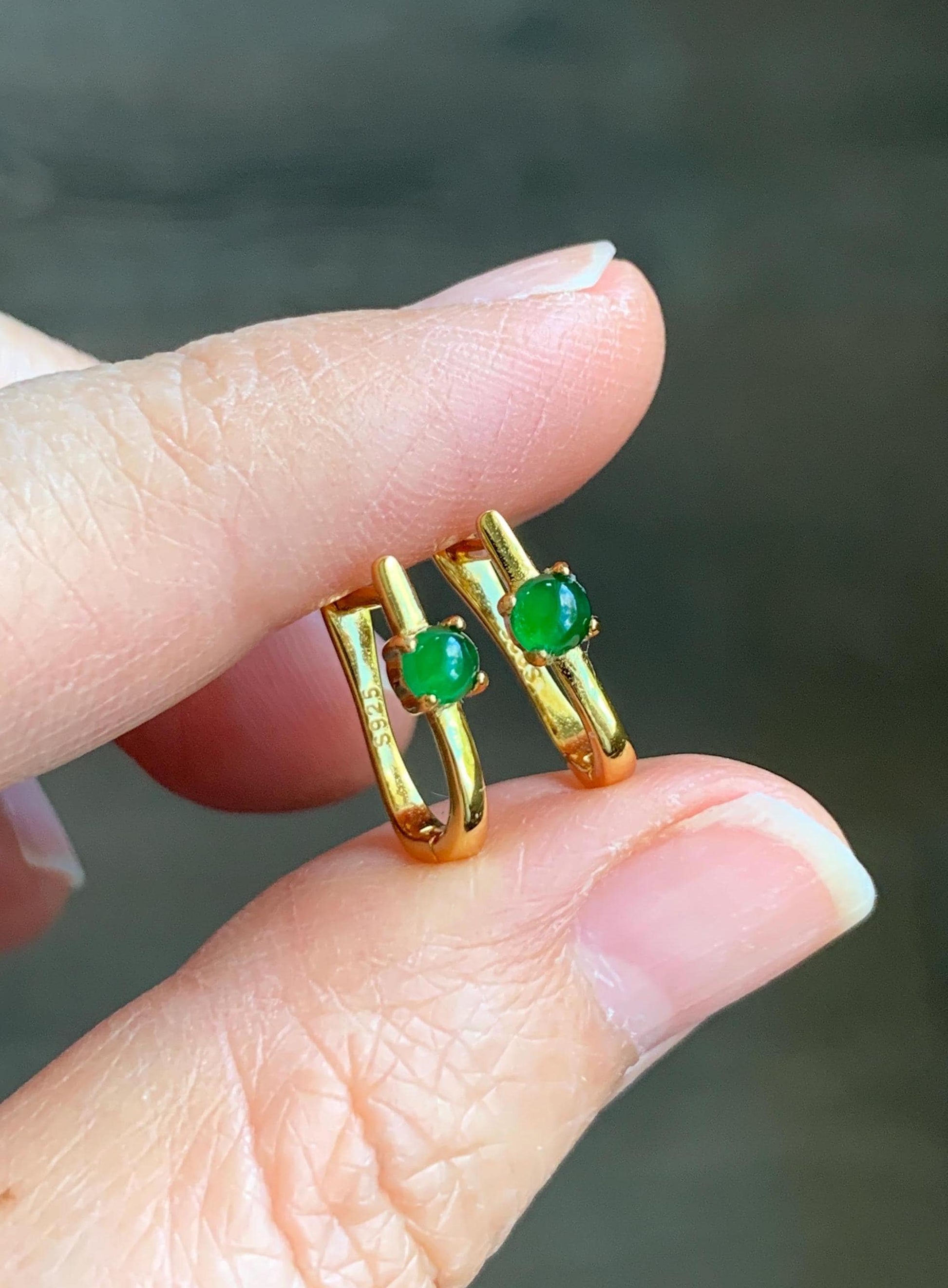 Natural Guatemalan Grade A Icy Translucent Vibrant Green Jadeite Hoop Huggie Earrings Sterling Silver Yellow Gold Overlay 天然冰危绿翡翠银镶耳包 JDEB50