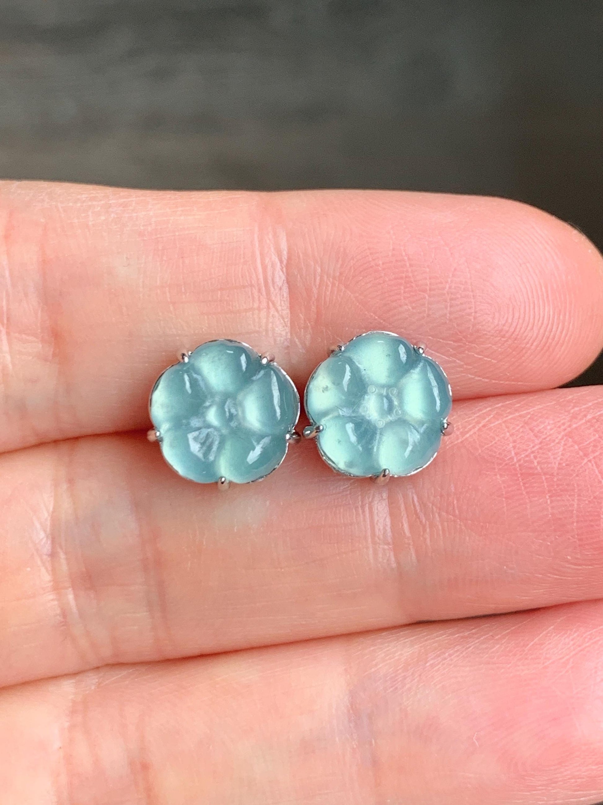 Natural Grade A Guatemalan Icy Highly Translucent Pastel Teal Blue Jadeite Carved Flower Stud Earrings 925 Sterling Silver 天然冰危蓝水翡翠银耳钉 ZWH77