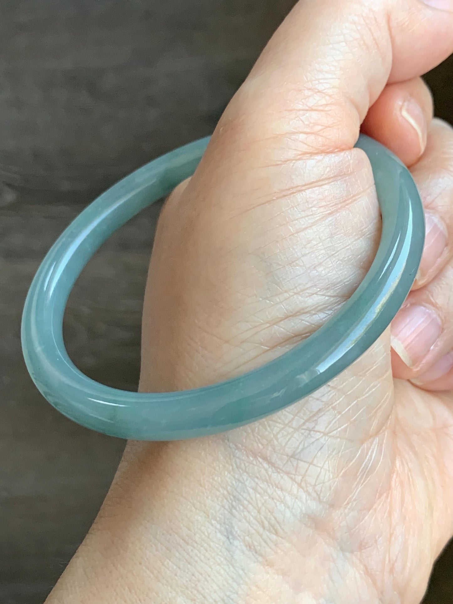 Certified Natural Grade A Guatemalan Icy Translucent Gelatinous Light Blueish Green Jadeite Bangle Bracelet 58.6mm 26.6g 天然冰胶危淡蓝绿翡翠圆条手镯 1146