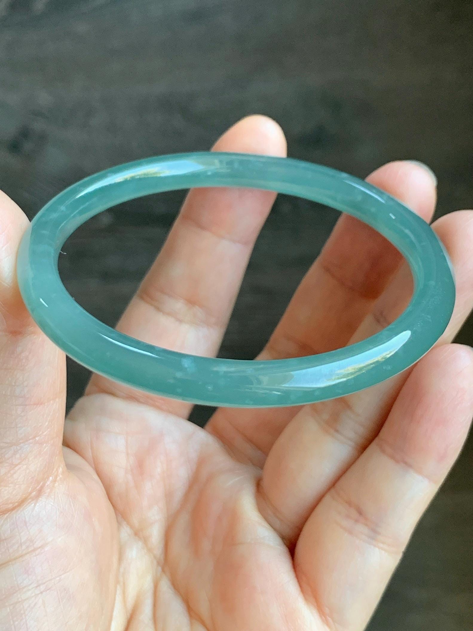 Certified Natural Grade A Guatemalan Icy Translucent Gelatinous Blueish Green Jadeite Bangle Bracelet 56.76m 21.4g 天然冰胶危蓝绿翡翠圆条手镯 1140
